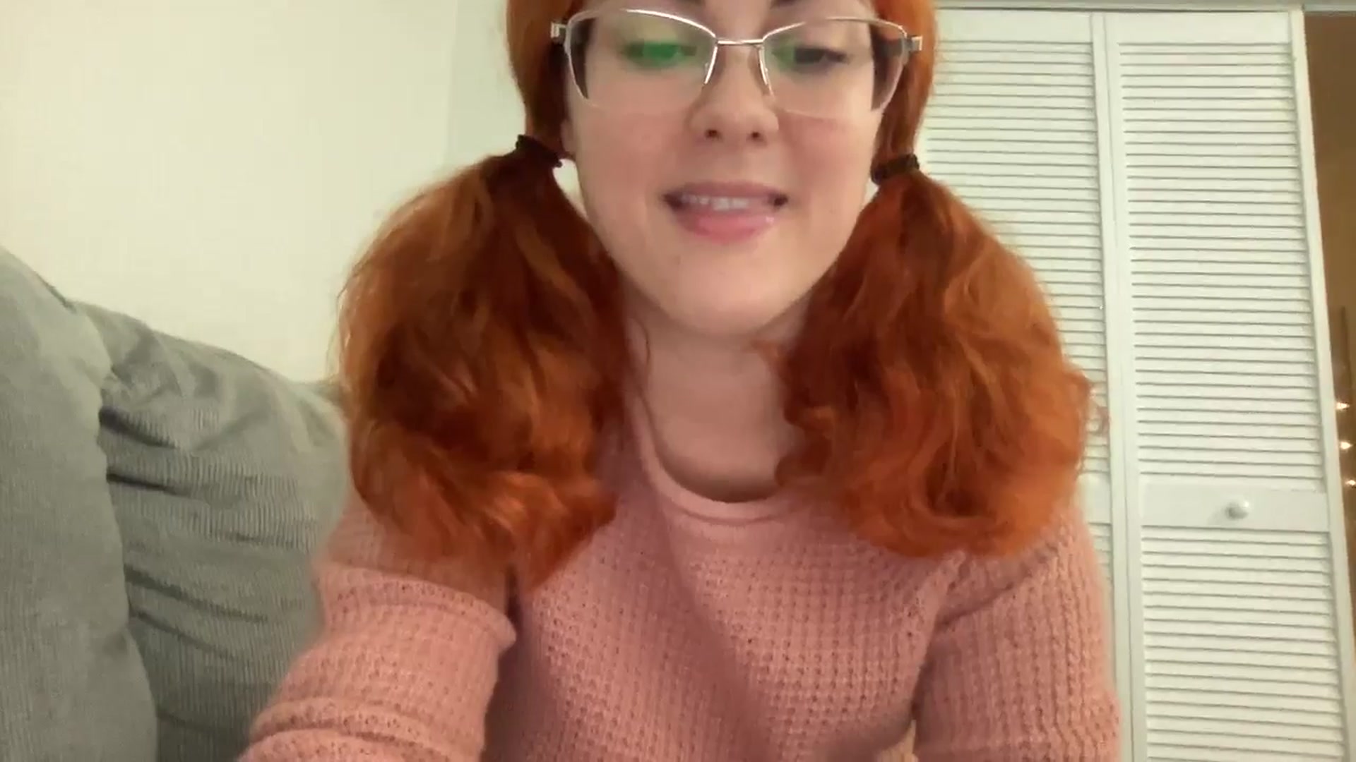 Gallery image thumbnail from Sexy_Sona's myfreecams stream on, 12/11/2025, 19:37 image 6 of 20