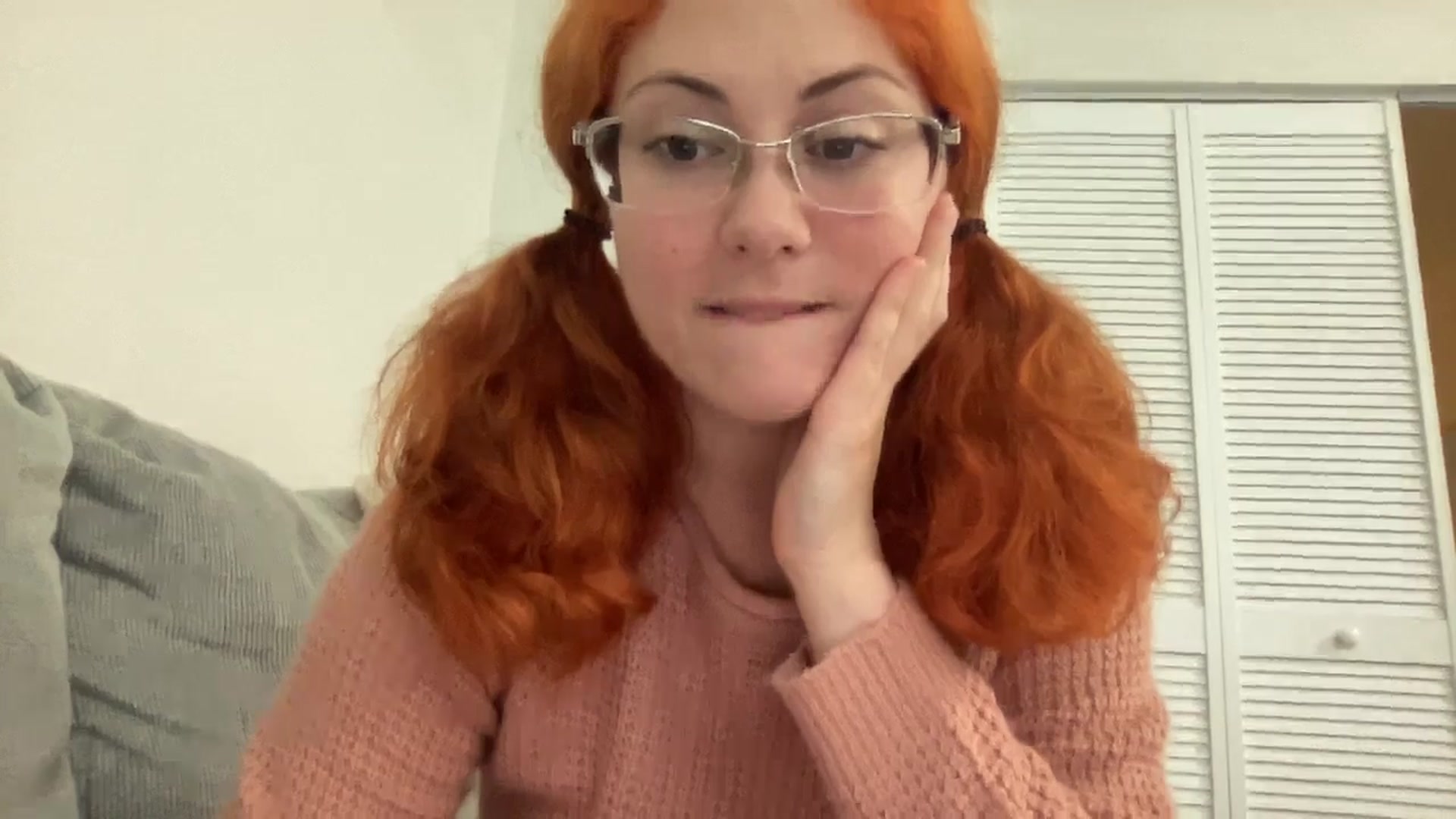 Gallery image thumbnail from Sexy_Sona's myfreecams stream on, 12/11/2025, 20:27 image 15 of 20