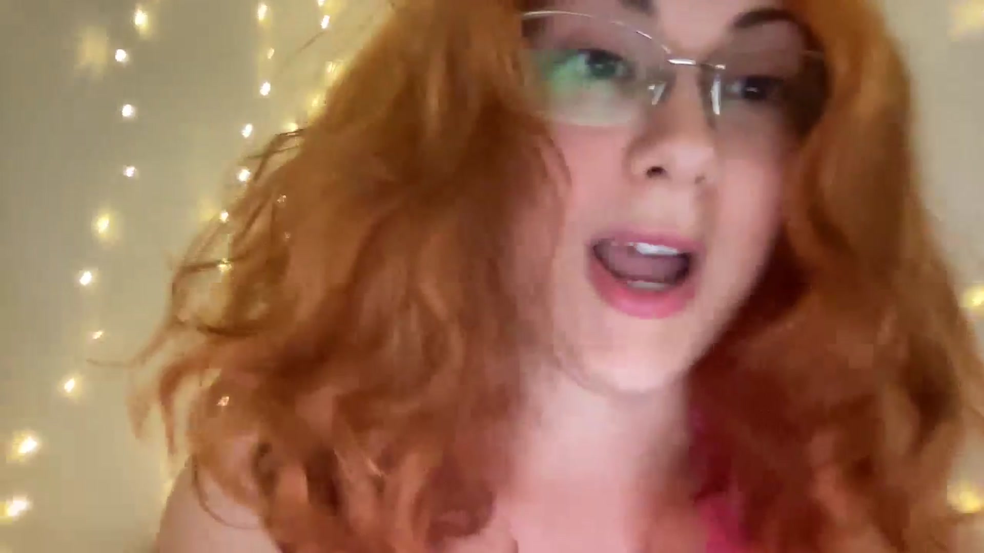 Gallery image thumbnail from Sexy_Sona's myfreecams stream on, 12/15/2025, 03:07 image 18 of 20