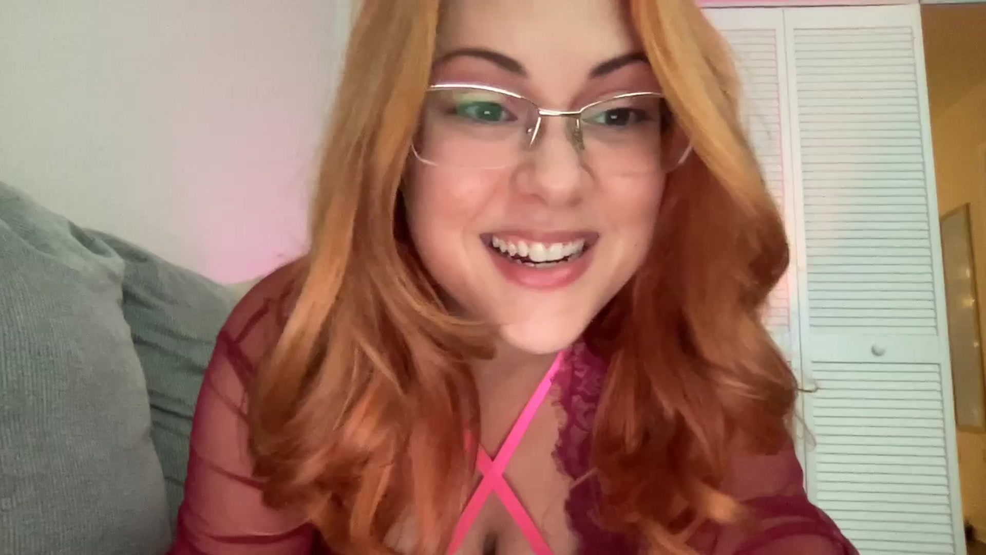 Gallery image thumbnail from Sexy_Sona's myfreecams stream on, 12/31/2025, 18:28 image 3 of 20