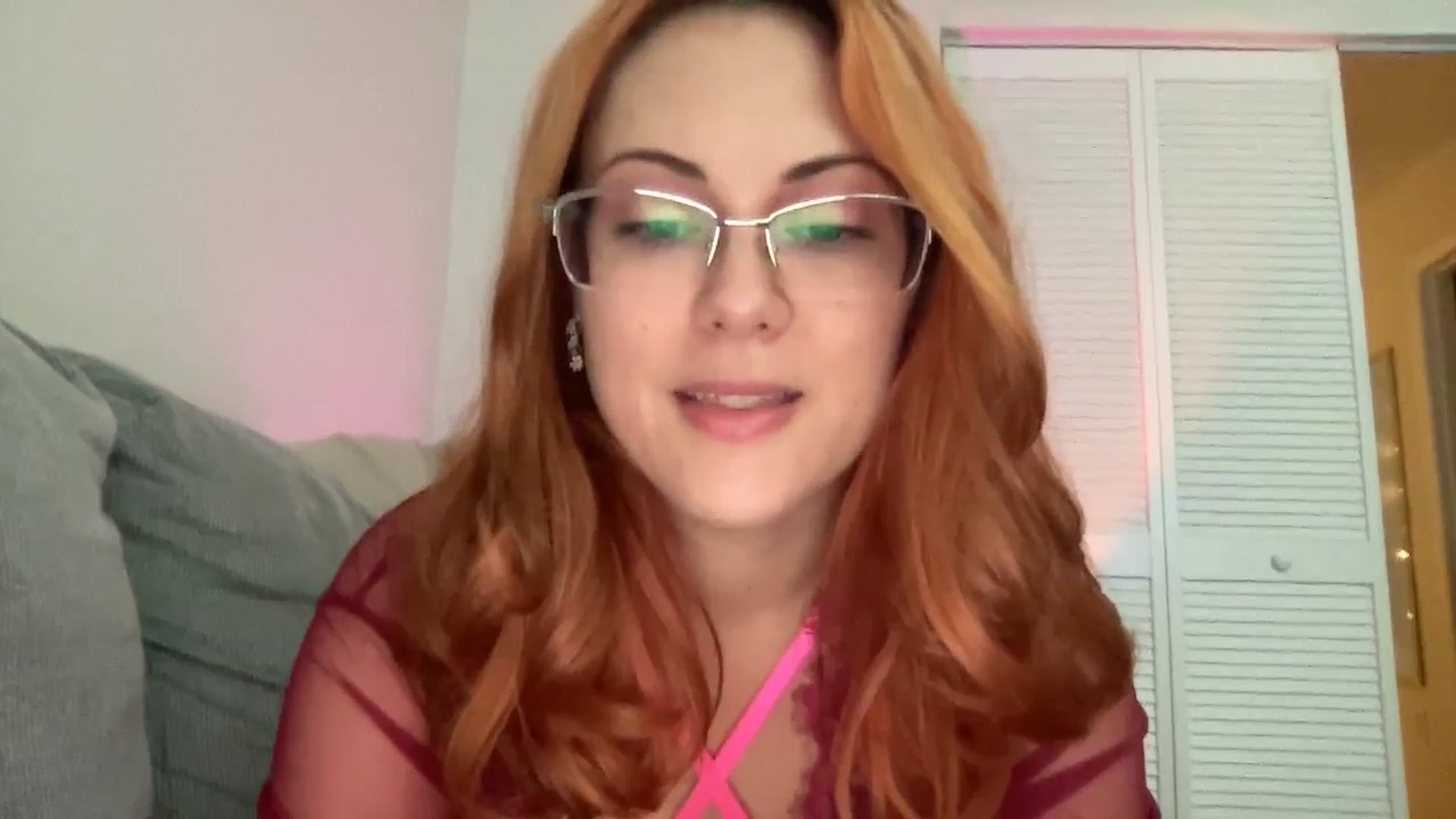 Gallery image thumbnail from Sexy_Sona's myfreecams stream on, 12/31/2025, 18:28 image 14 of 20