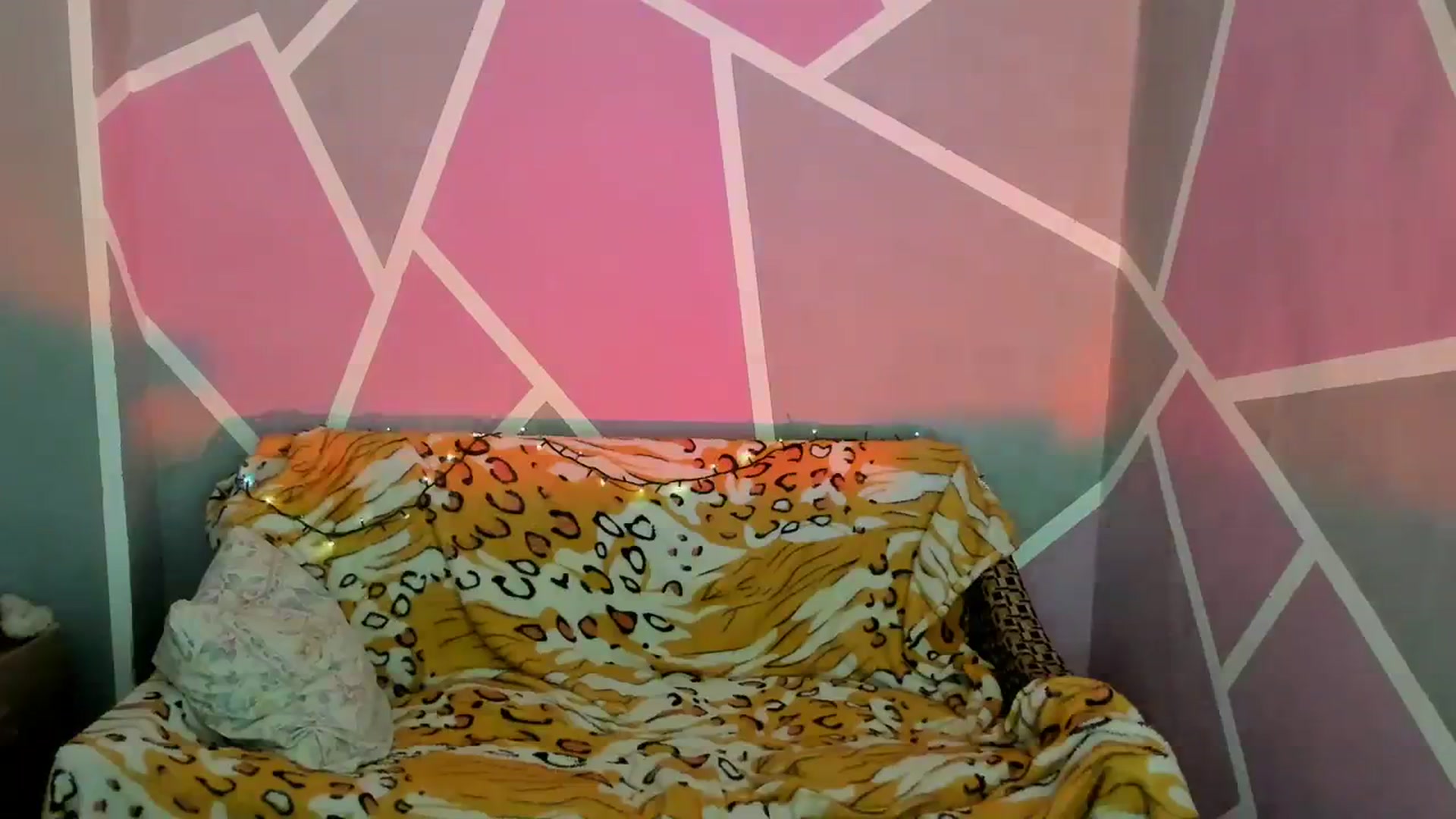 Gallery image thumbnail from Sexy_Ukr's myfreecams stream on, 10/06/2023, 14:33 image 19 of 20