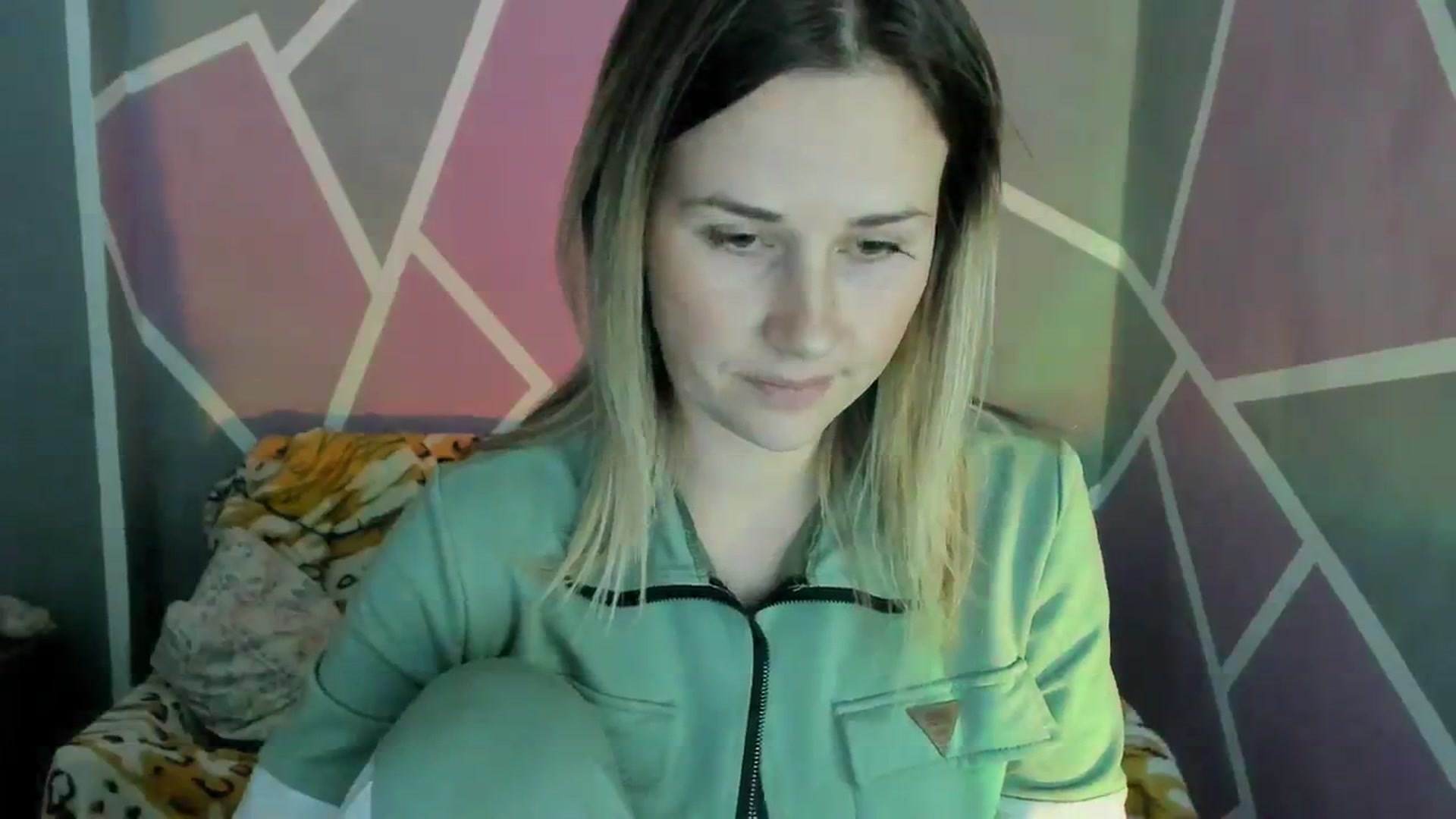 Gallery image thumbnail from Sexy_Ukr's myfreecams stream on, 10/06/2023, 16:17 image 14 of 20