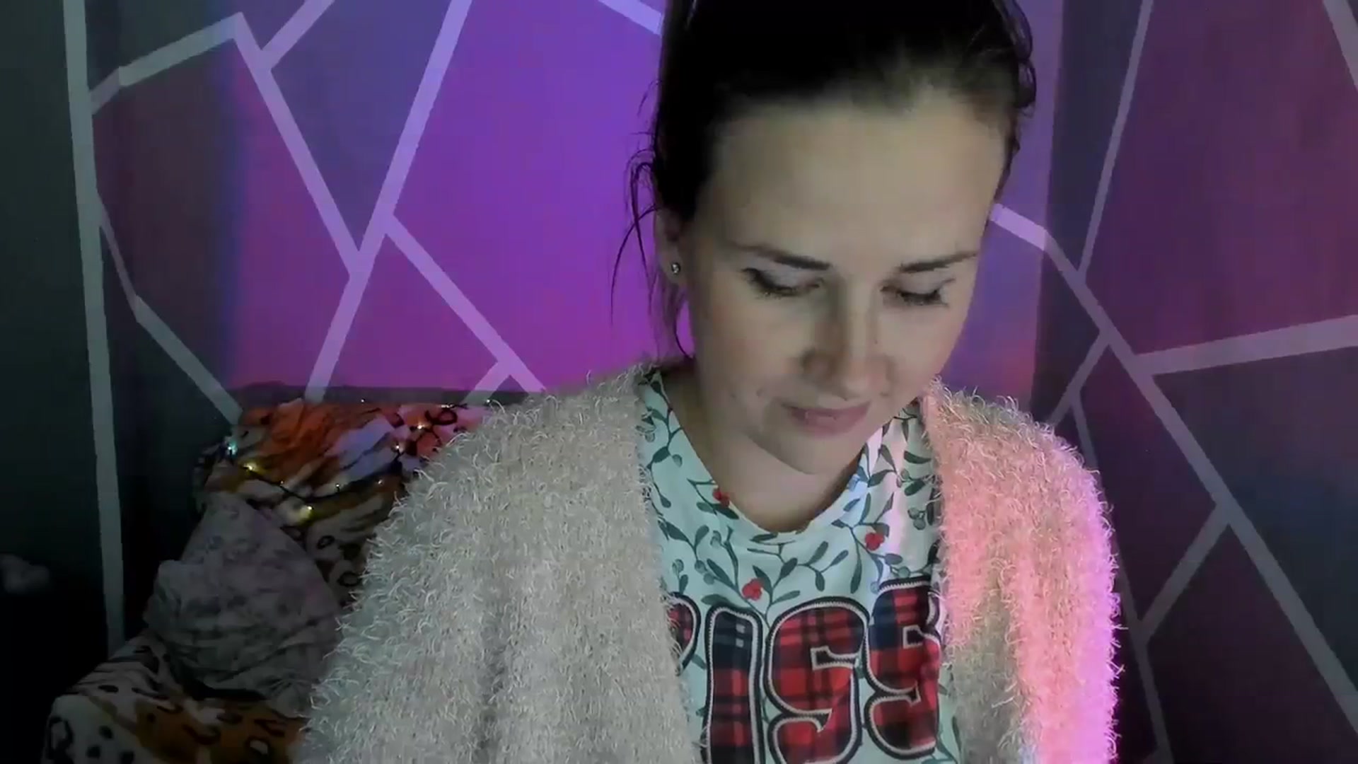 Gallery image thumbnail from Sexy_Ukr's myfreecams stream on, 10/07/2023, 16:32 image 17 of 20