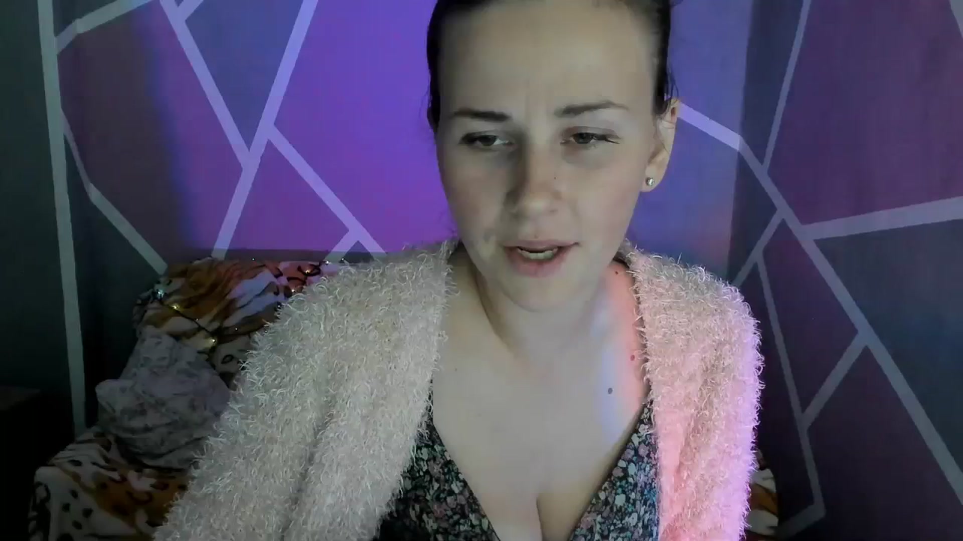 Gallery image thumbnail from Sexy_Ukr's myfreecams stream on, 10/15/2023, 15:41 image 1 of 20
