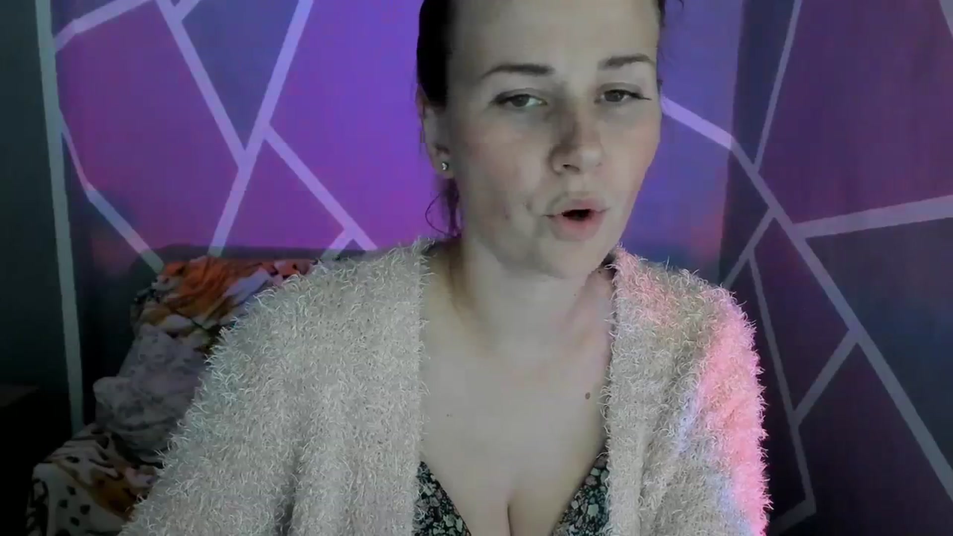Gallery image thumbnail from Sexy_Ukr's myfreecams stream on, 10/15/2023, 15:41 image 19 of 20