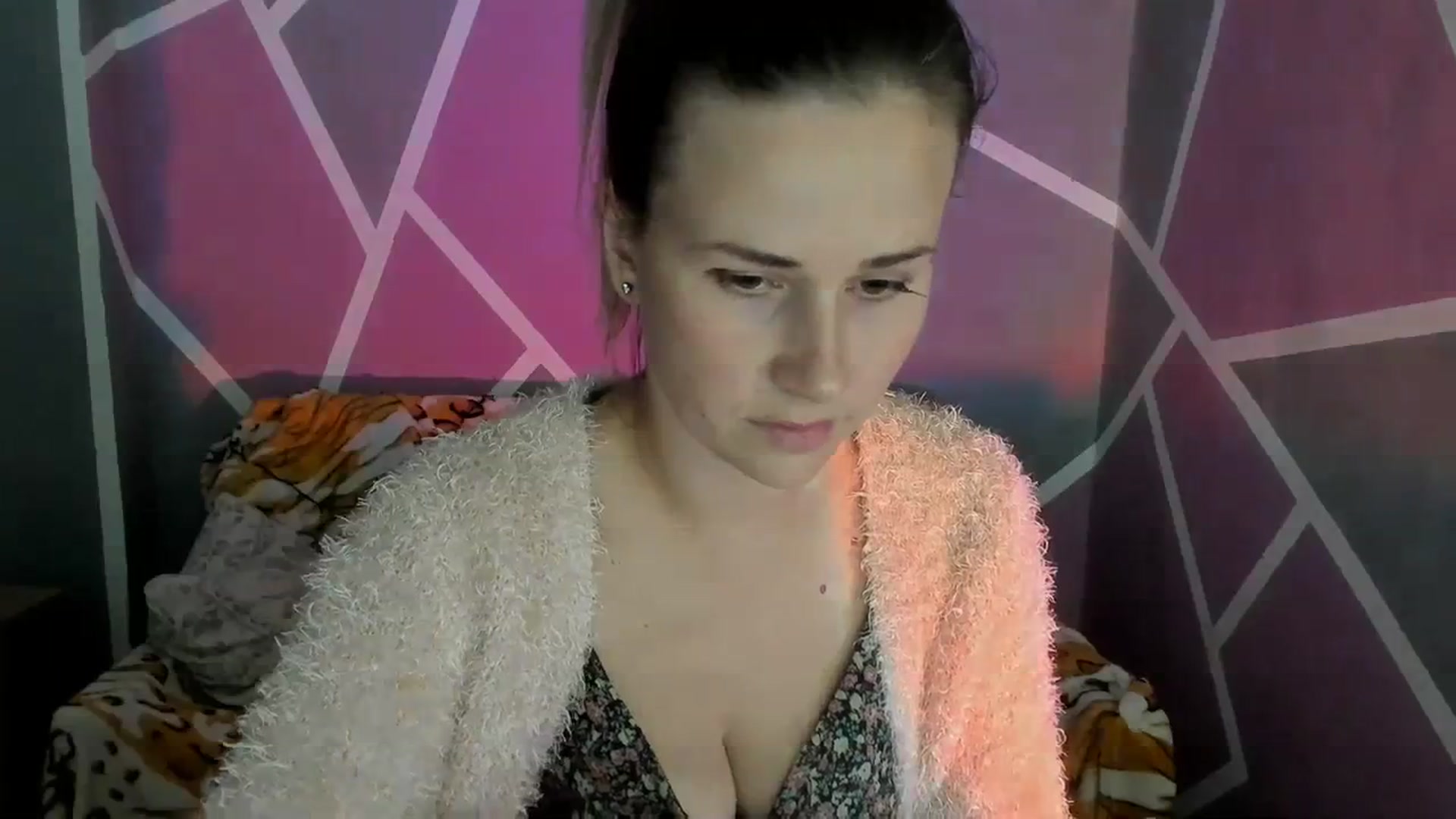 Gallery image thumbnail from Sexy_Ukr's myfreecams stream on, 10/15/2023, 15:41 image 5 of 20