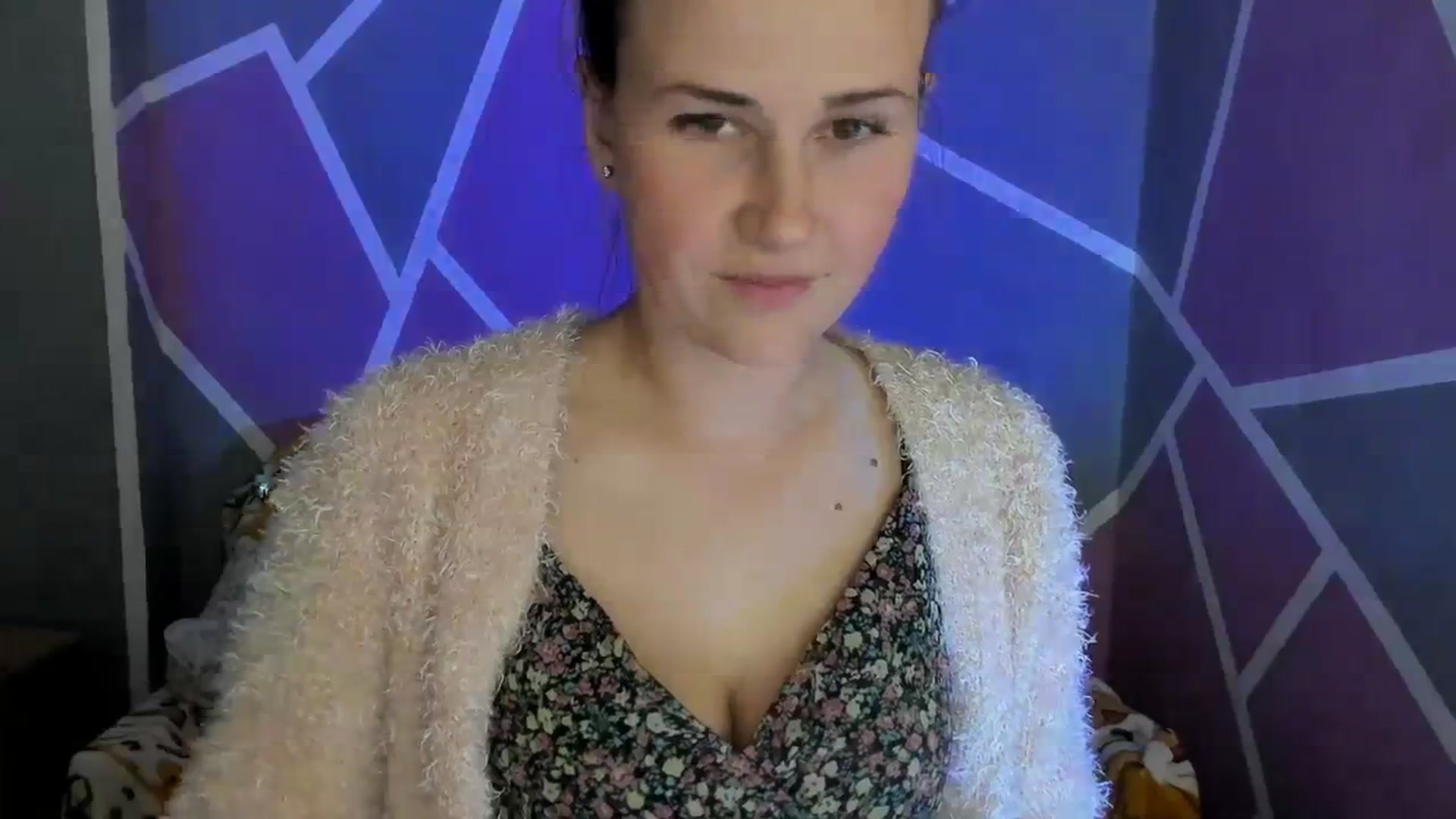Gallery image thumbnail from Sexy_Ukr's myfreecams stream on, 10/15/2023, 16:43 image 19 of 20