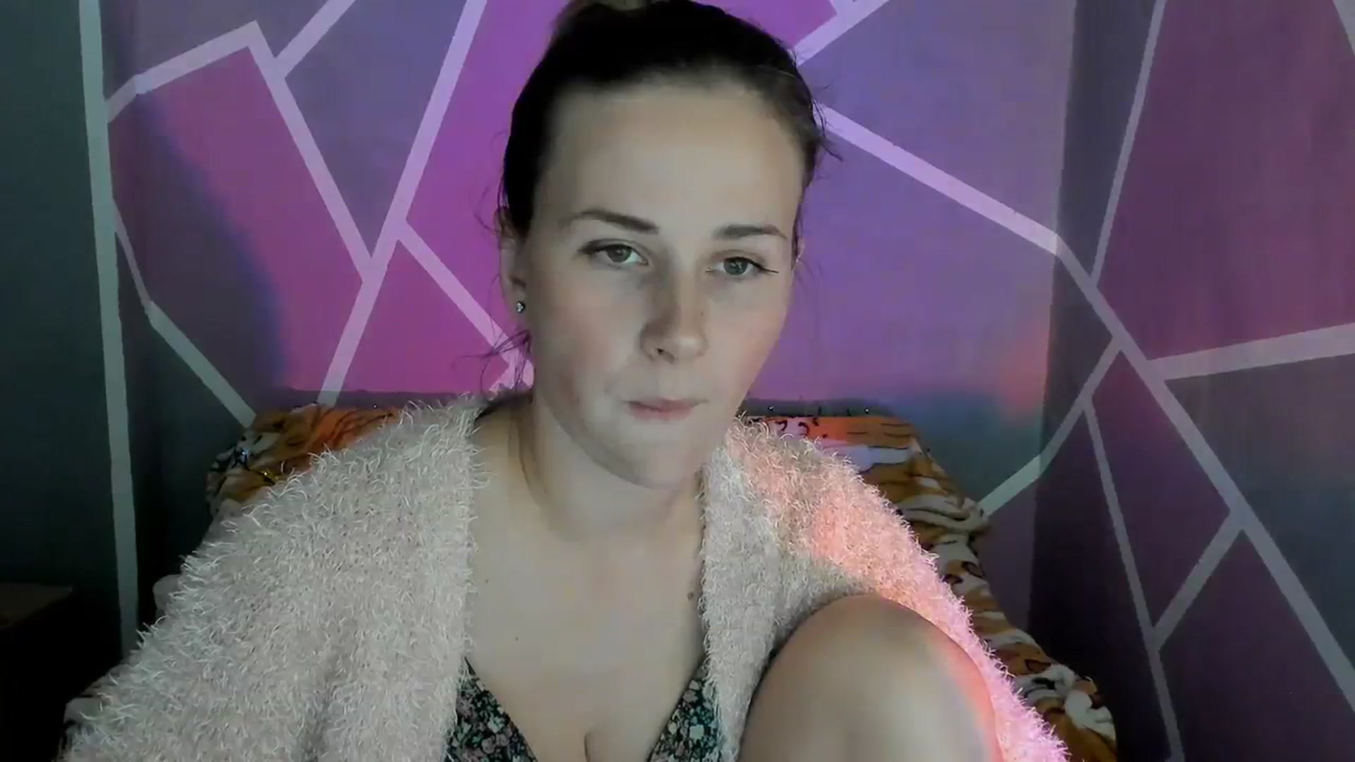 Gallery image thumbnail from Sexy_Ukr's myfreecams stream on, 10/15/2023, 16:43 image 4 of 20