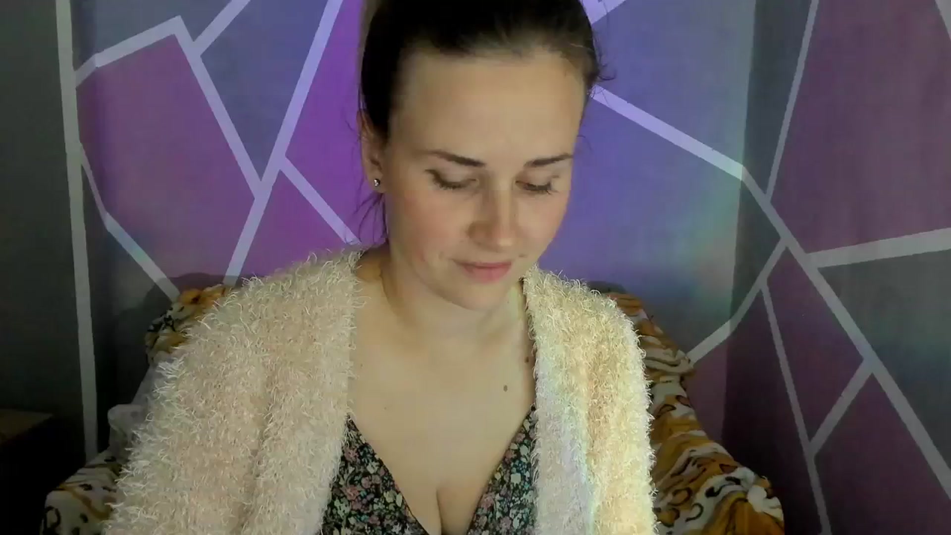 Gallery image thumbnail from Sexy_Ukr's myfreecams stream on, 10/15/2023, 16:43 image 1 of 20