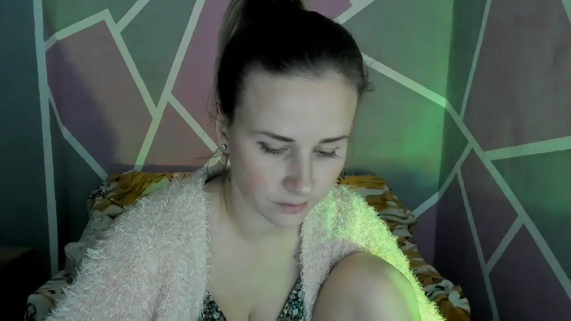 Gallery image thumbnail from Sexy_Ukr's myfreecams stream on, 10/15/2023, 16:43 image 5 of 20
