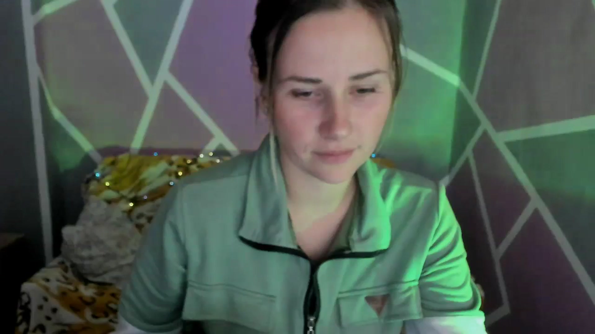 Gallery image thumbnail from Sexy_Ukr's myfreecams stream on, 10/16/2023, 17:21 image 9 of 20