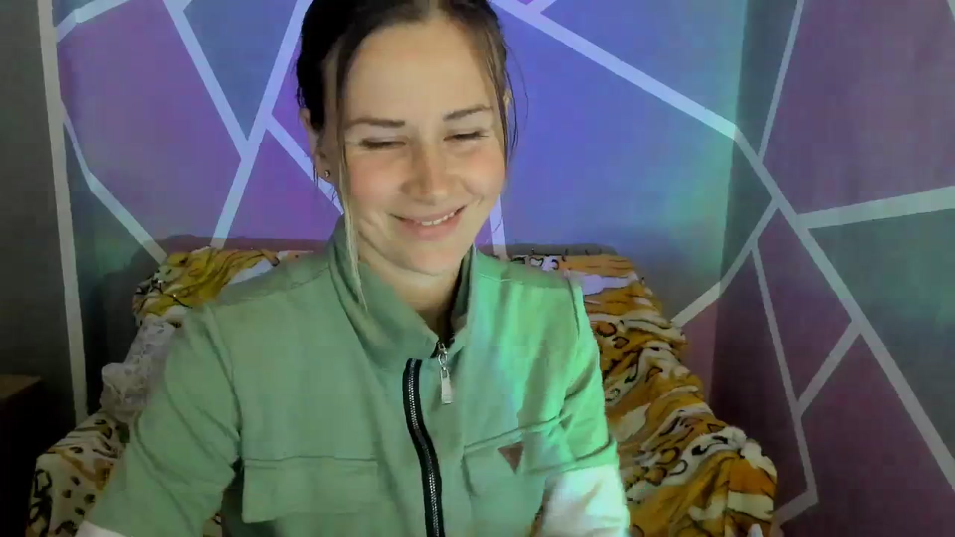Gallery image thumbnail from Sexy_Ukr's myfreecams stream on, 10/16/2023, 17:21 image 13 of 20
