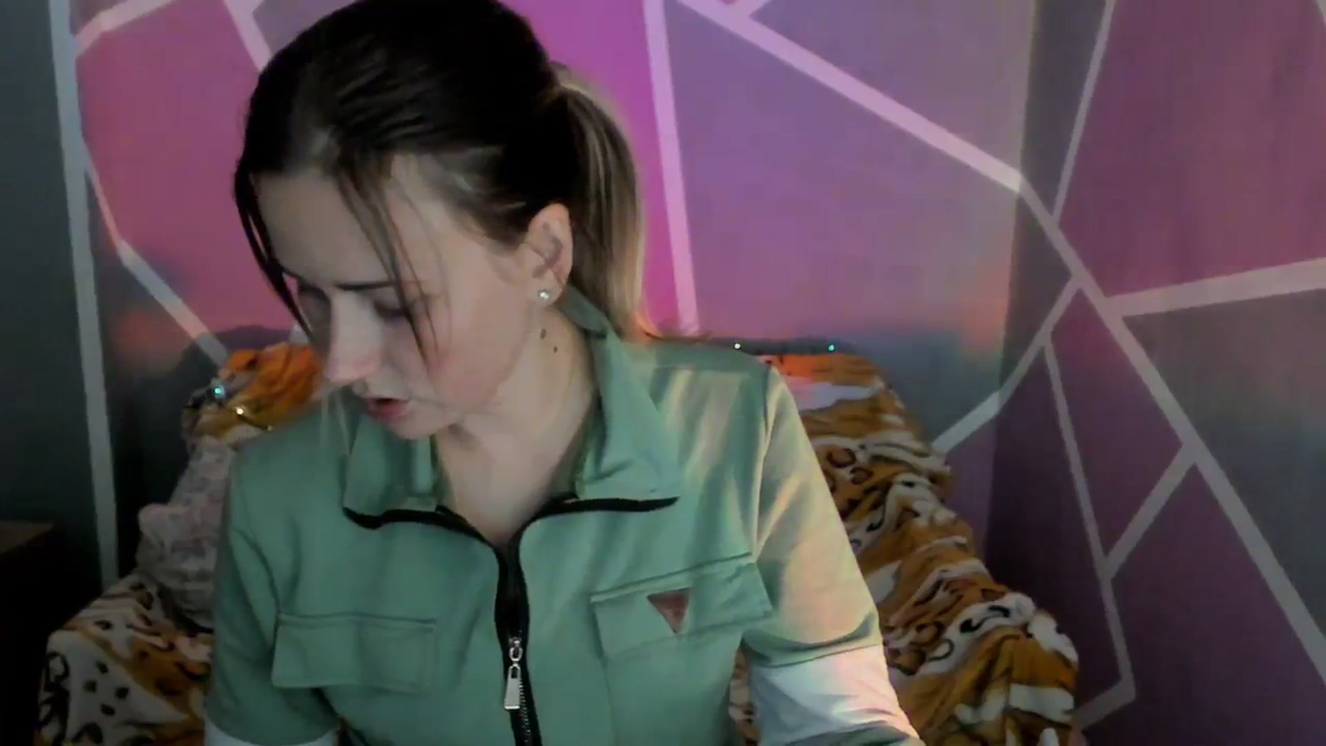 Gallery image thumbnail from Sexy_Ukr's myfreecams stream on, 10/16/2023, 17:21 image 7 of 20