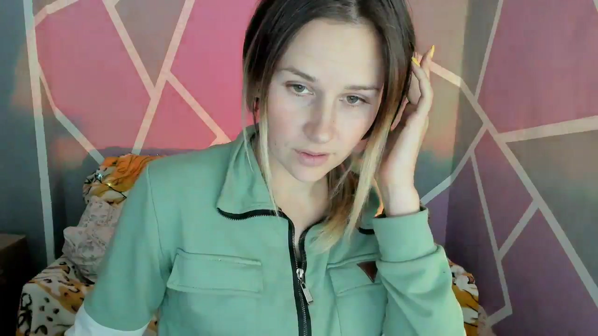 Gallery image thumbnail from Sexy_Ukr's myfreecams stream on, 10/18/2023, 15:41 image 17 of 20