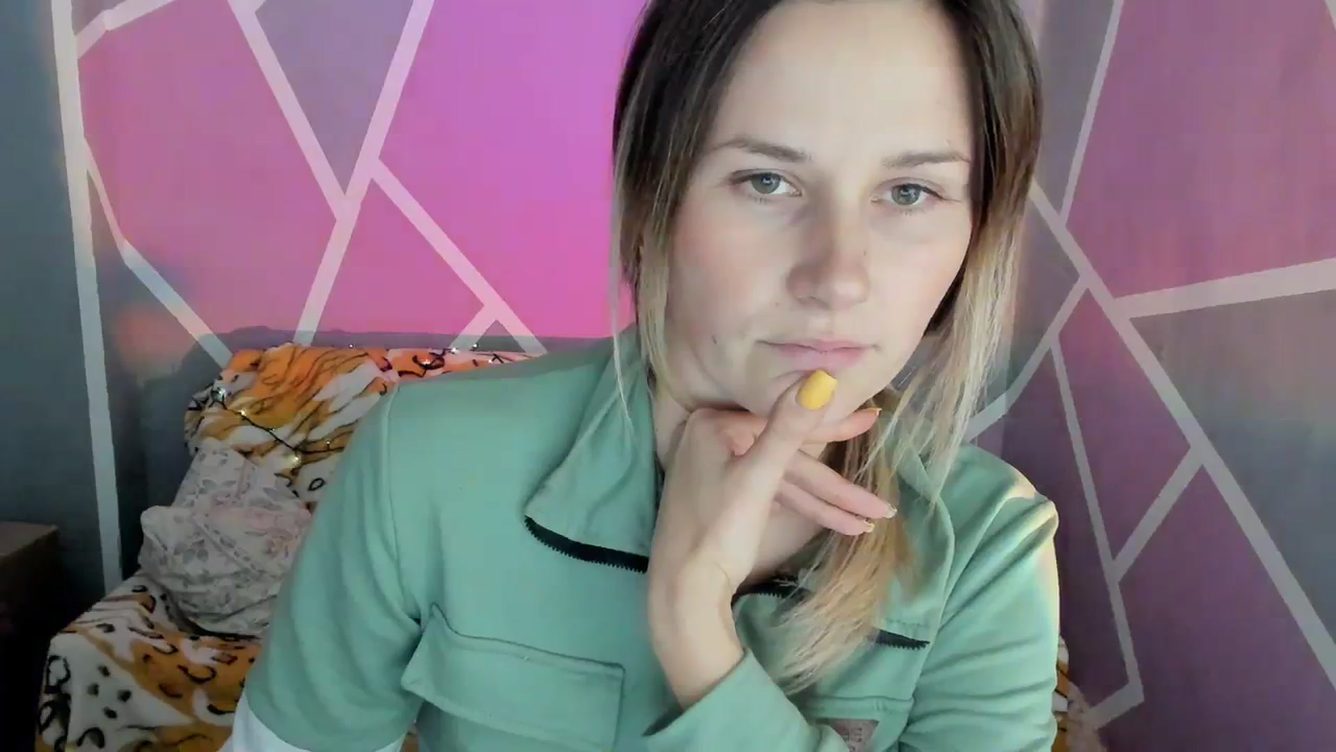 Gallery image thumbnail from Sexy_Ukr's myfreecams stream on, 10/18/2023, 15:41 image 20 of 20