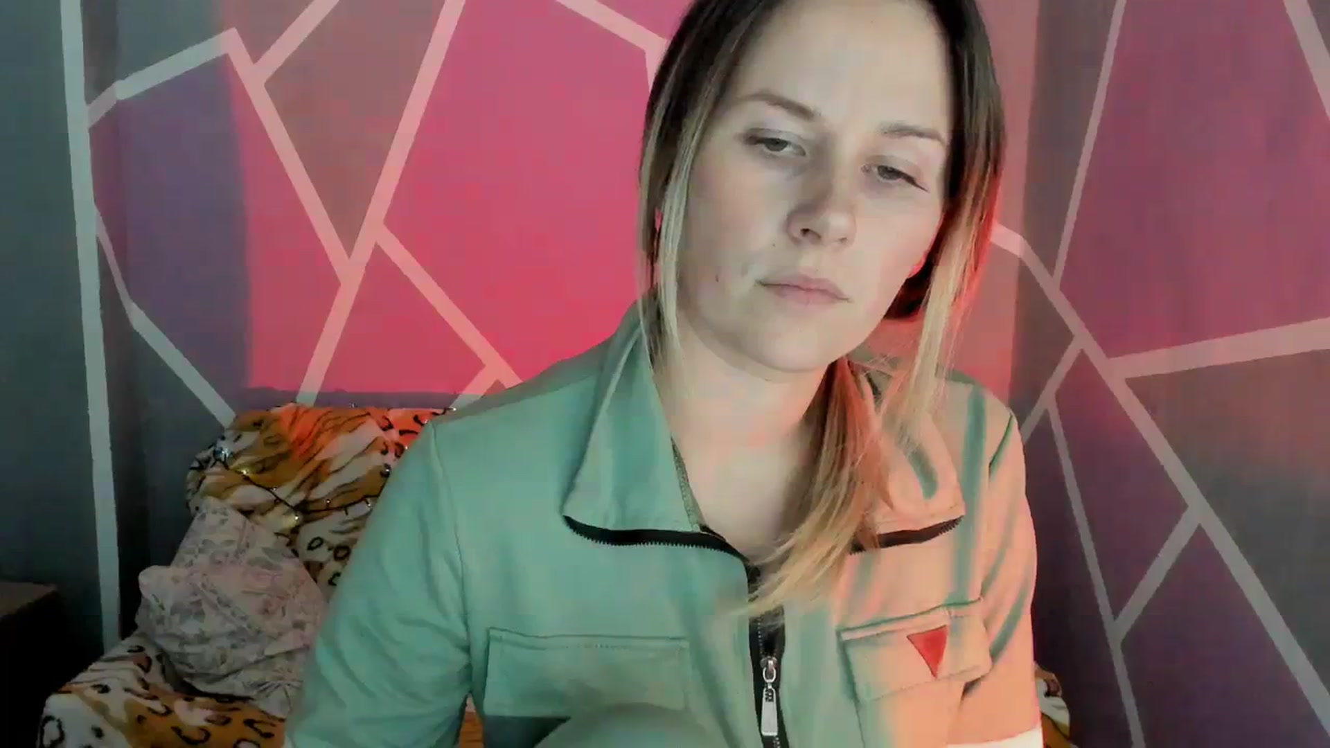 Gallery image thumbnail from Sexy_Ukr's myfreecams stream on, 10/18/2023, 17:03 image 9 of 20