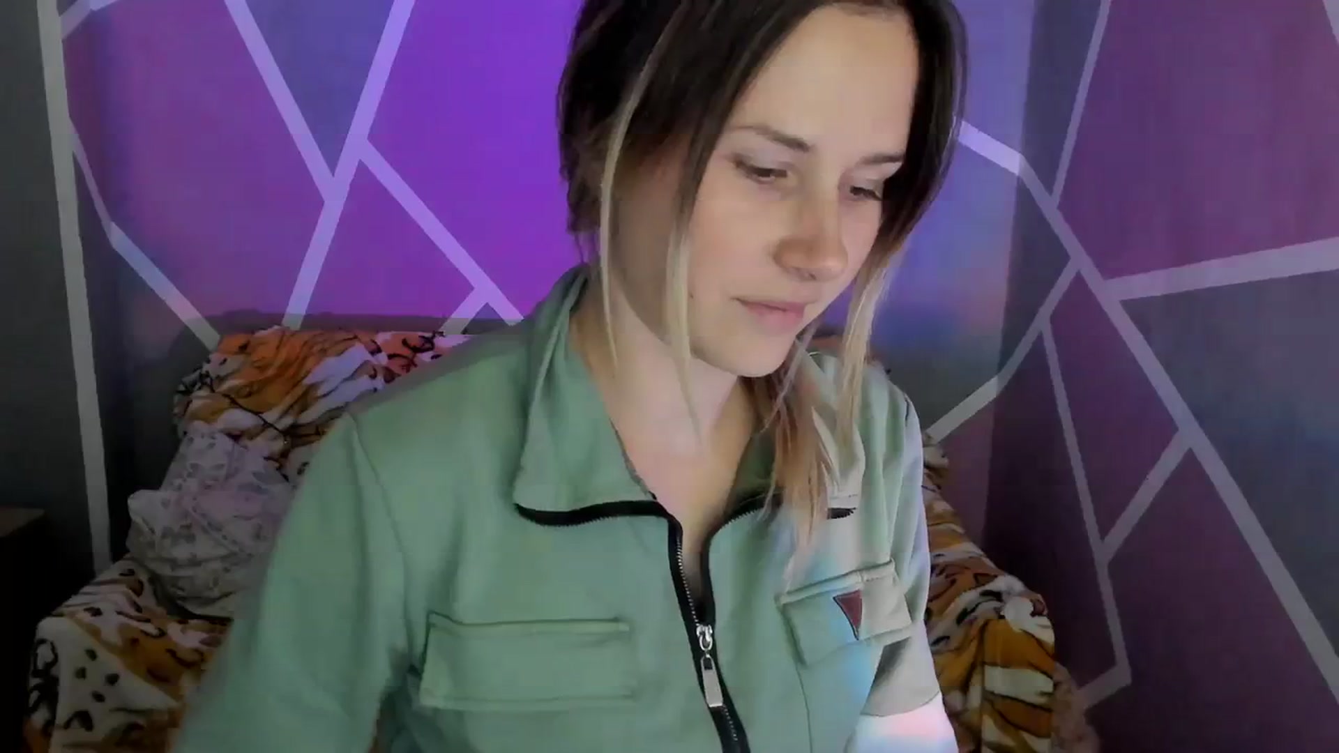 Gallery image thumbnail from Sexy_Ukr's myfreecams stream on, 10/18/2023, 17:03 image 5 of 20