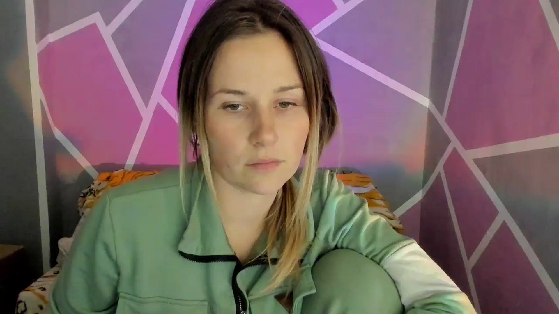 Gallery image thumbnail from Sexy_Ukr's myfreecams stream on, 10/18/2023, 17:03 image 14 of 20