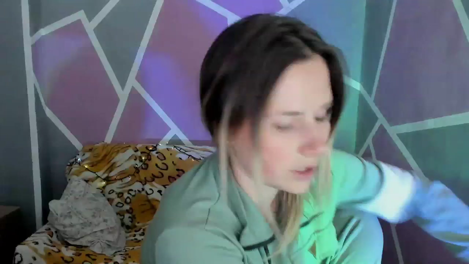 Gallery image thumbnail from Sexy_Ukr's myfreecams stream on, 10/18/2023, 17:03 image 13 of 20