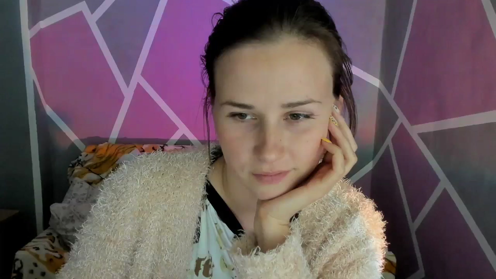 Gallery image thumbnail from Sexy_Ukr's myfreecams stream on, 10/19/2023, 16:52 image 14 of 20