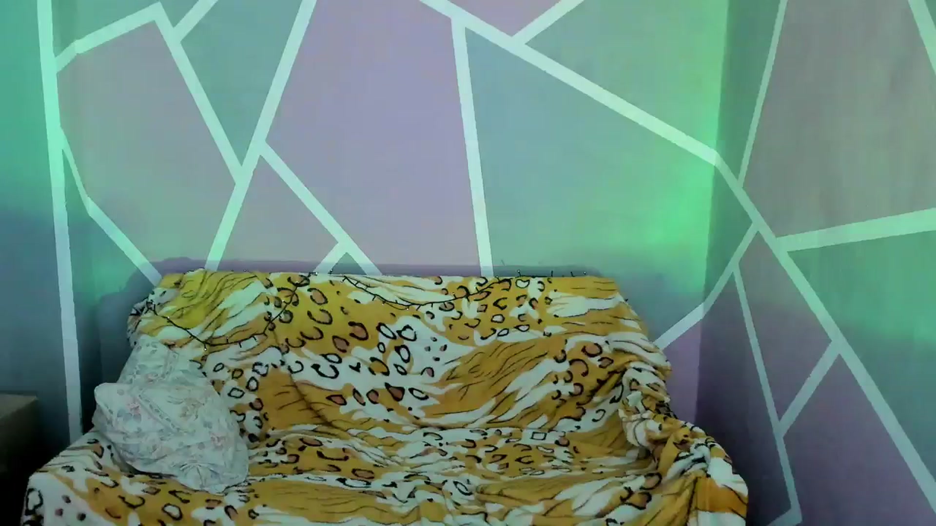 Gallery image thumbnail from Sexy_Ukr's myfreecams stream on, 10/19/2023, 16:52 image 4 of 20