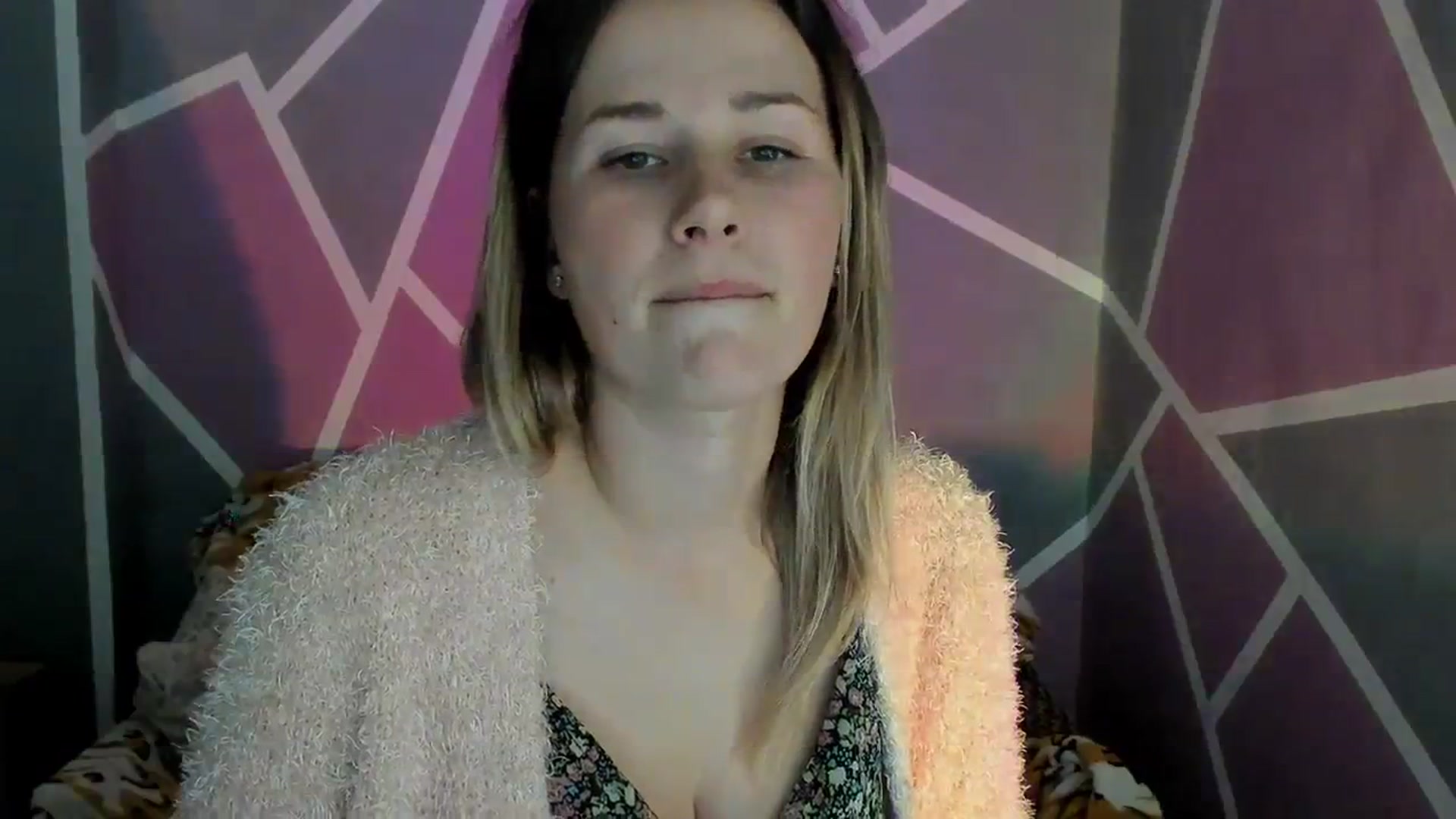 Gallery image thumbnail from Sexy_Ukr's myfreecams stream on, 10/20/2023, 15:54 image 7 of 20