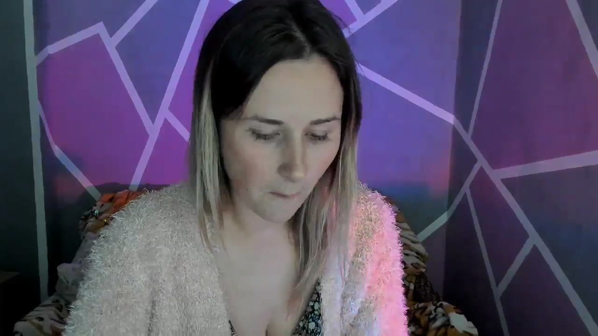 Gallery image thumbnail from Sexy_Ukr's myfreecams stream on, 10/20/2023, 15:54 image 10 of 20