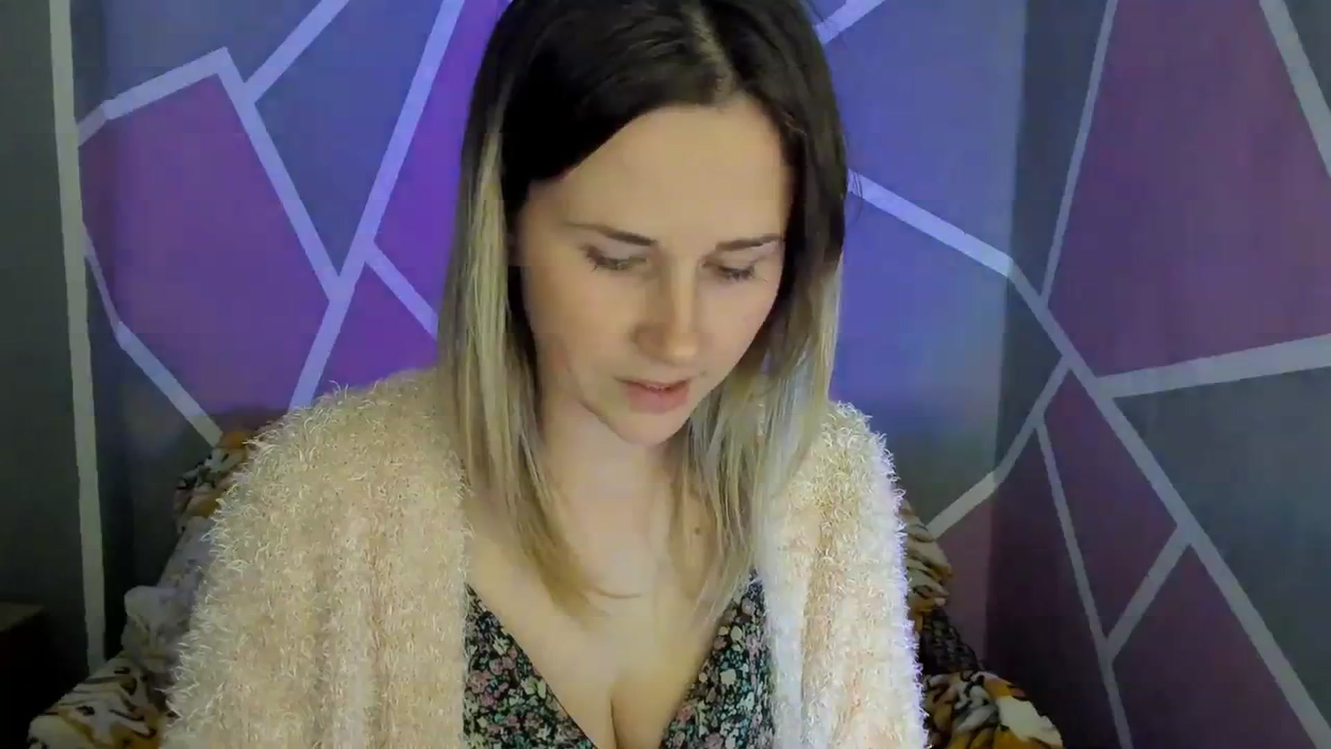 Gallery image thumbnail from Sexy_Ukr's myfreecams stream on, 10/20/2023, 15:54 image 3 of 20
