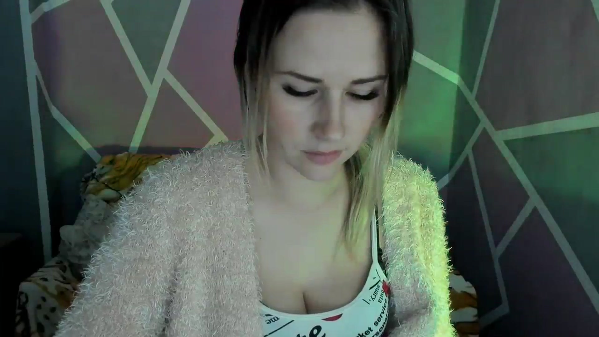 Gallery image thumbnail from Sexy_Ukr's myfreecams stream on, 10/22/2023, 14:47 image 16 of 20