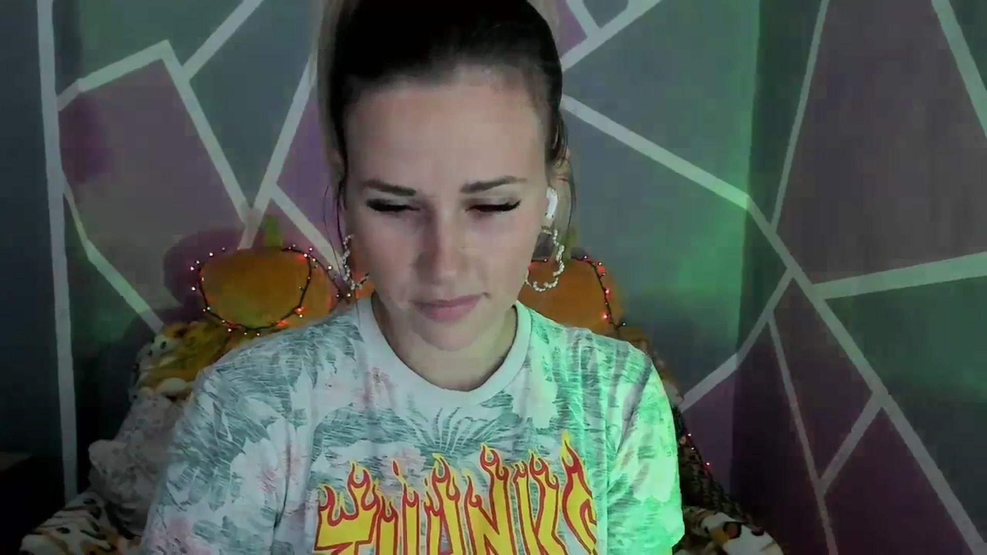 Gallery image thumbnail from Sexy_Ukr's myfreecams stream on, 10/23/2023, 16:03 image 4 of 20