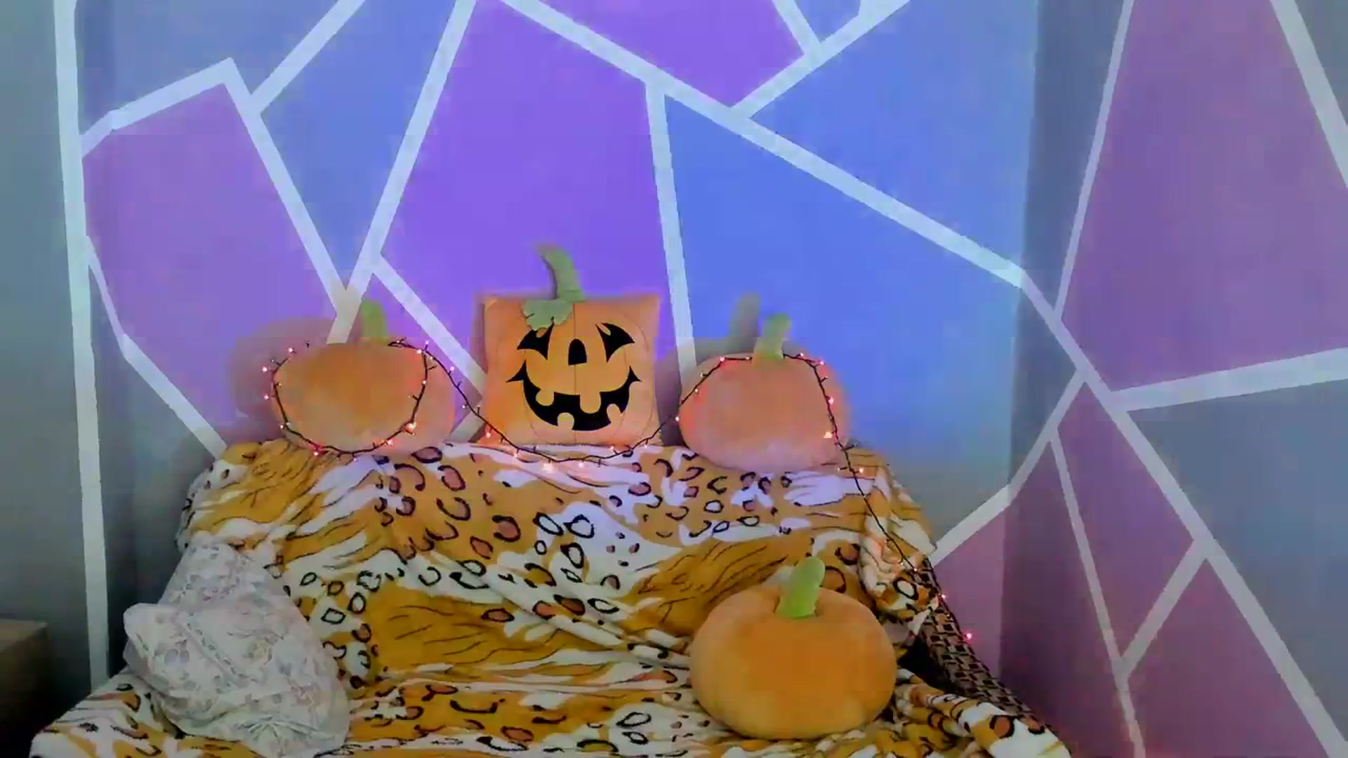 Gallery image thumbnail from Sexy_Ukr's myfreecams stream on, 10/23/2023, 16:03 image 14 of 20