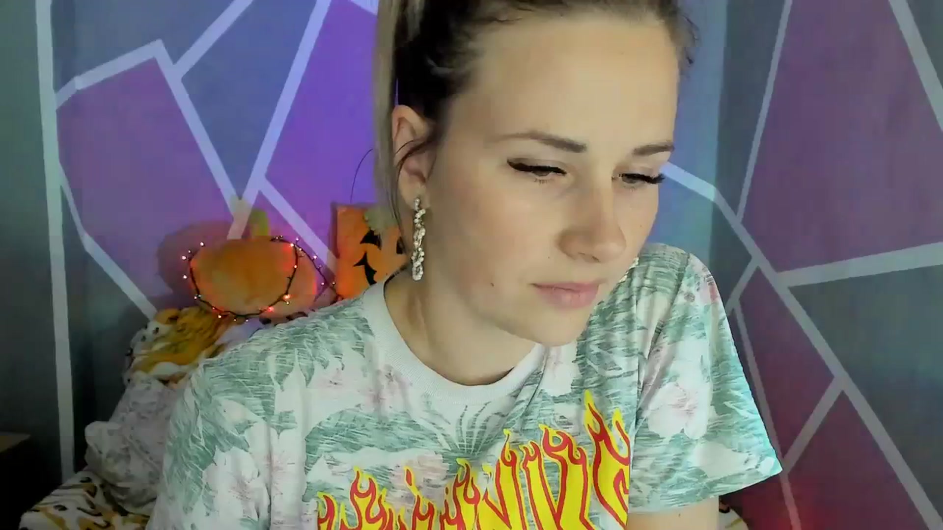 Gallery image thumbnail from Sexy_Ukr's myfreecams stream on, 10/23/2023, 16:03 image 10 of 20
