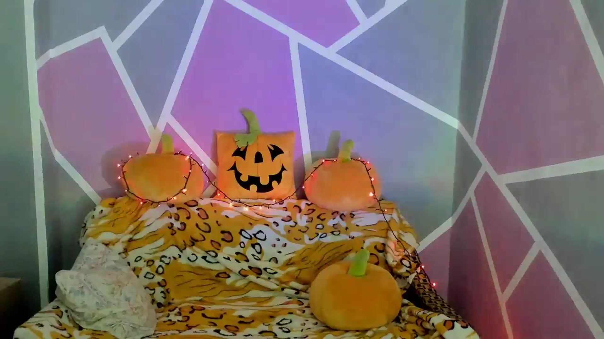 Gallery image thumbnail from Sexy_Ukr's myfreecams stream on, 10/23/2023, 16:03 image 13 of 20
