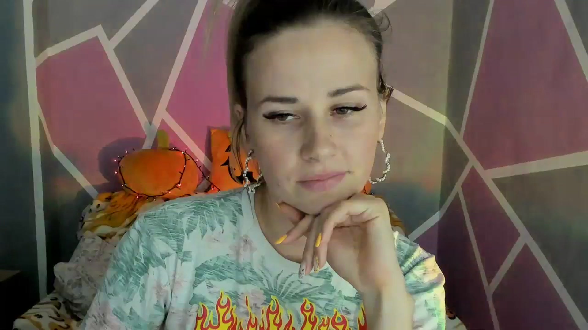 Gallery image thumbnail from Sexy_Ukr's myfreecams stream on, 10/23/2023, 16:03 image 12 of 20