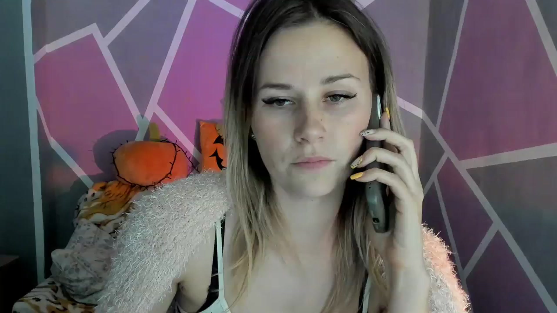 Gallery image thumbnail from Sexy_Ukr's myfreecams stream on, 10/25/2023, 15:50 image 4 of 20