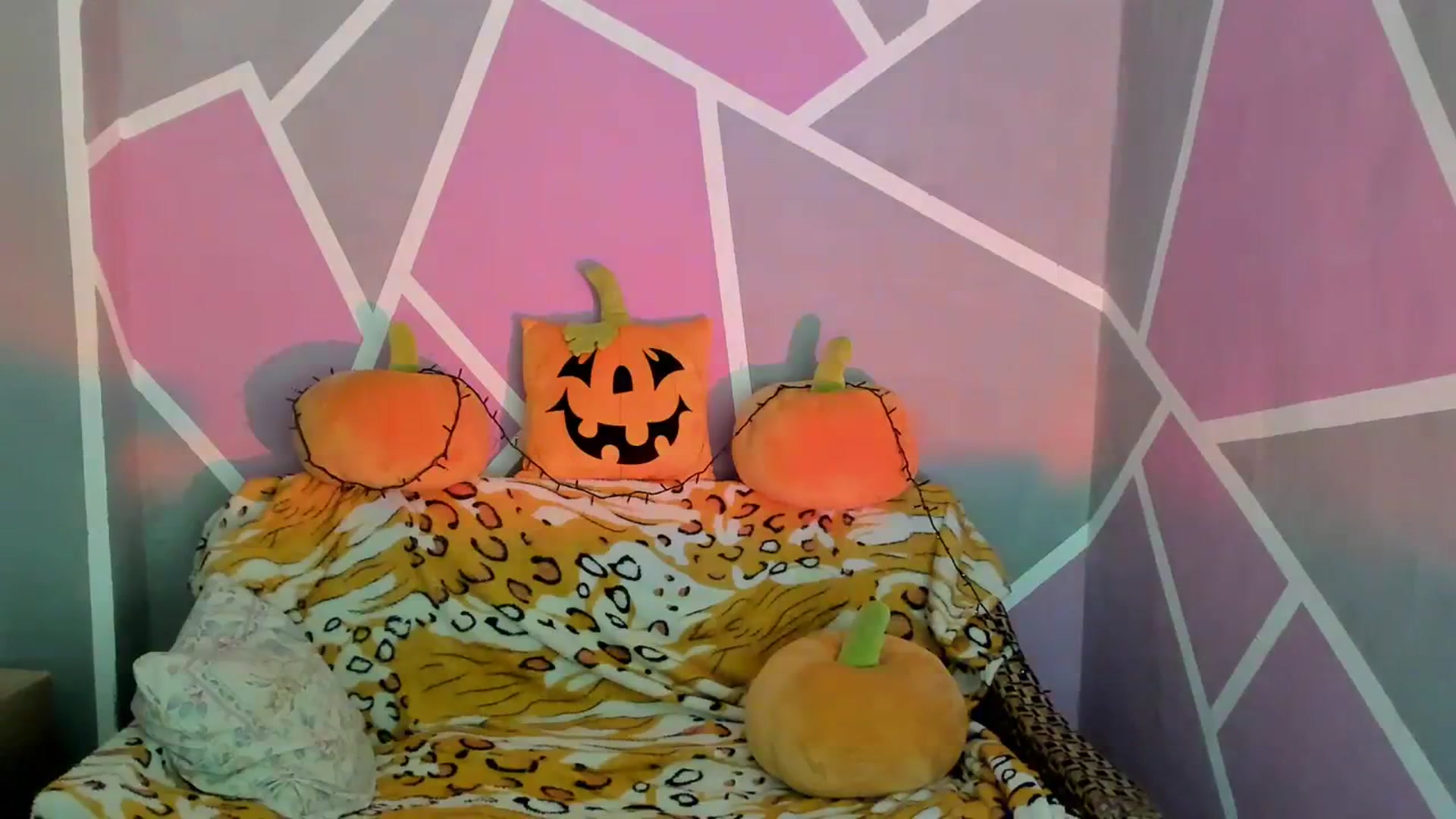 Gallery image thumbnail from Sexy_Ukr's myfreecams stream on, 10/25/2023, 15:50 image 14 of 20