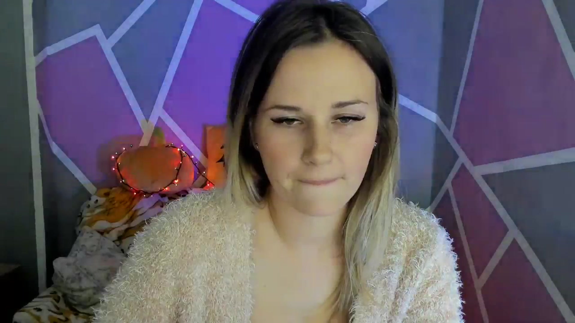 Gallery image thumbnail from Sexy_Ukr's myfreecams stream on, 10/25/2023, 15:50 image 13 of 20