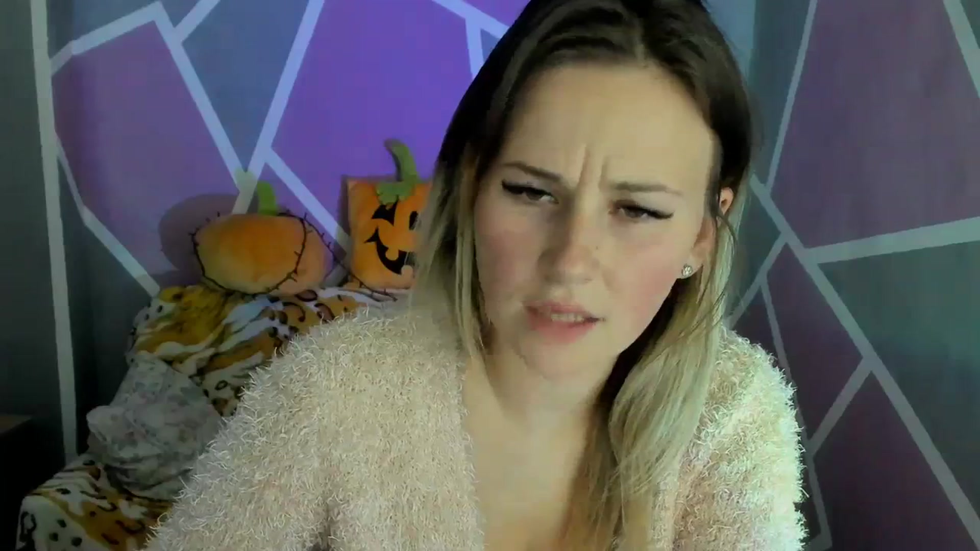Gallery image thumbnail from Sexy_Ukr's myfreecams stream on, 10/25/2023, 18:04 image 13 of 20