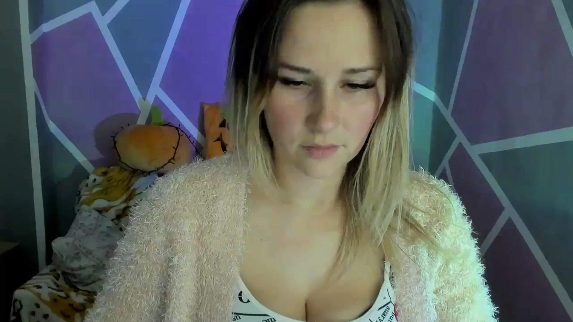 Gallery image thumbnail from Sexy_Ukr's myfreecams stream on, 10/25/2023, 18:04 image 6 of 20