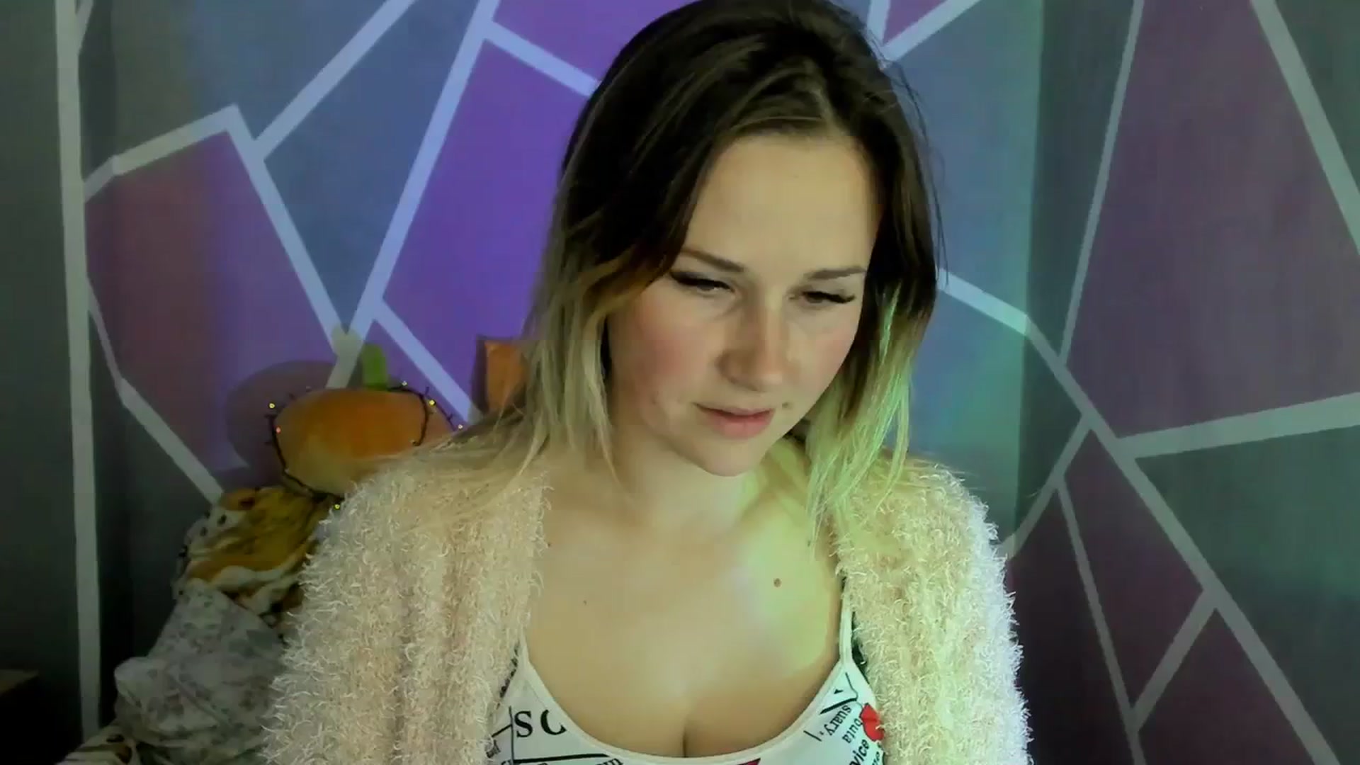Gallery image thumbnail from Sexy_Ukr's myfreecams stream on, 10/25/2023, 18:04 image 1 of 20