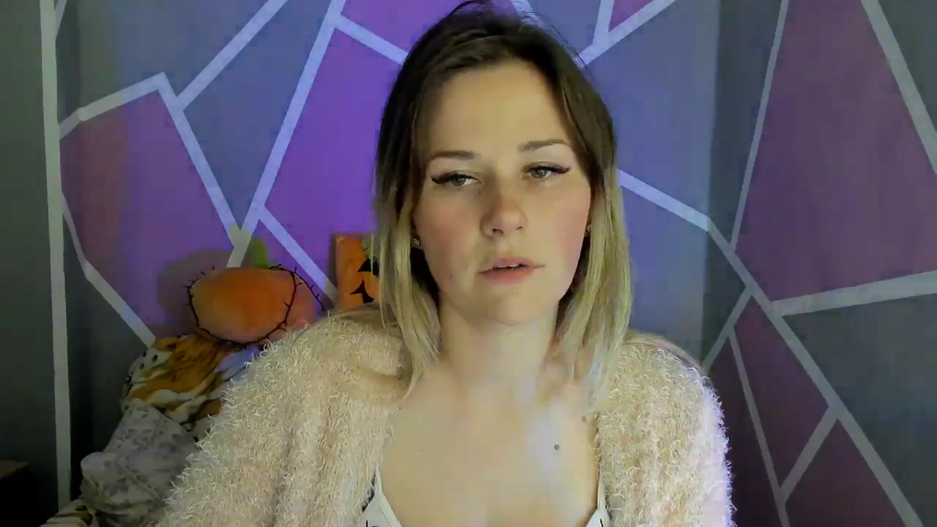 Gallery image thumbnail from Sexy_Ukr's myfreecams stream on, 10/25/2023, 18:04 image 2 of 20