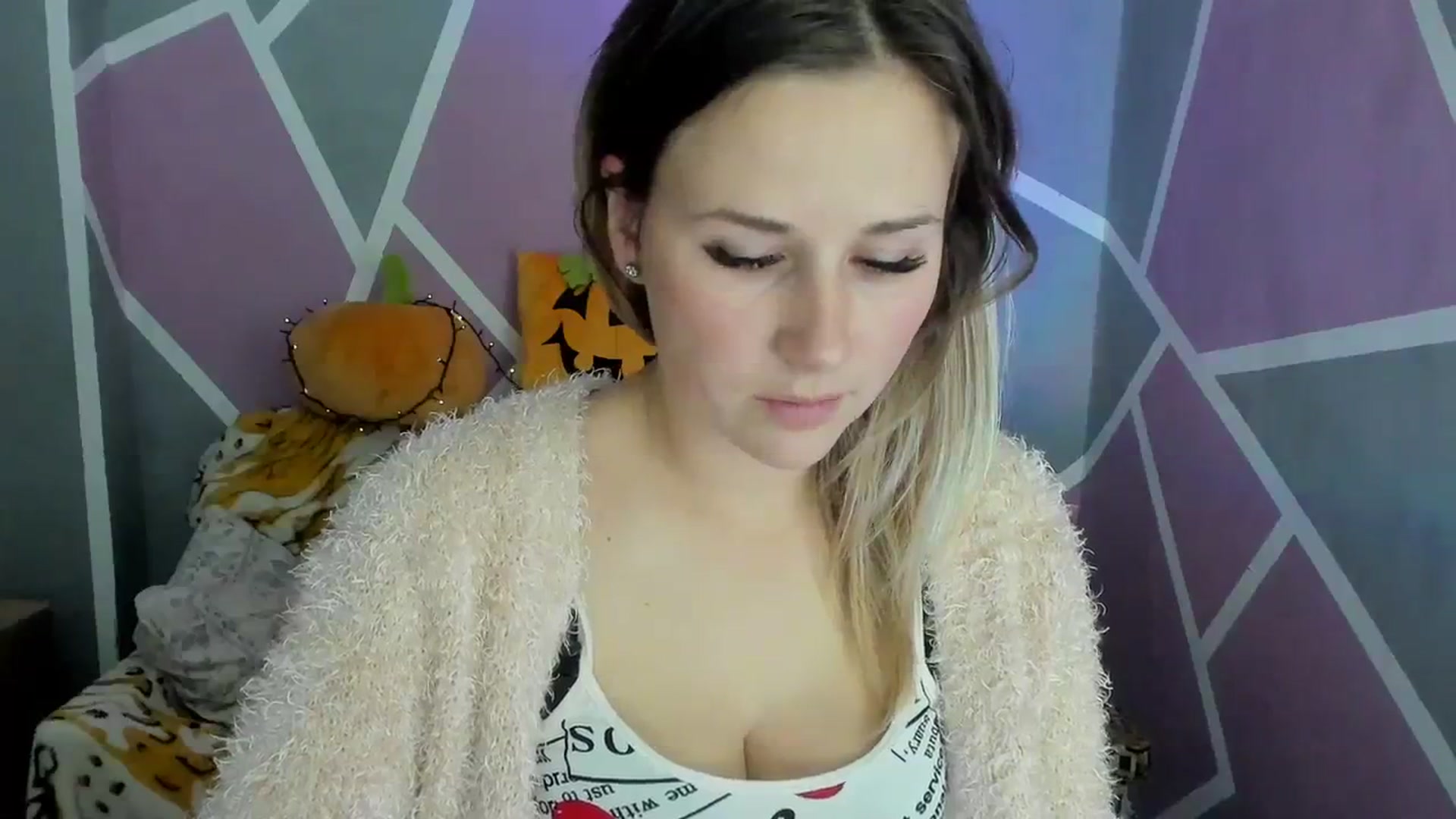 Gallery image thumbnail from Sexy_Ukr's myfreecams stream on, 10/25/2023, 19:07 image 4 of 20