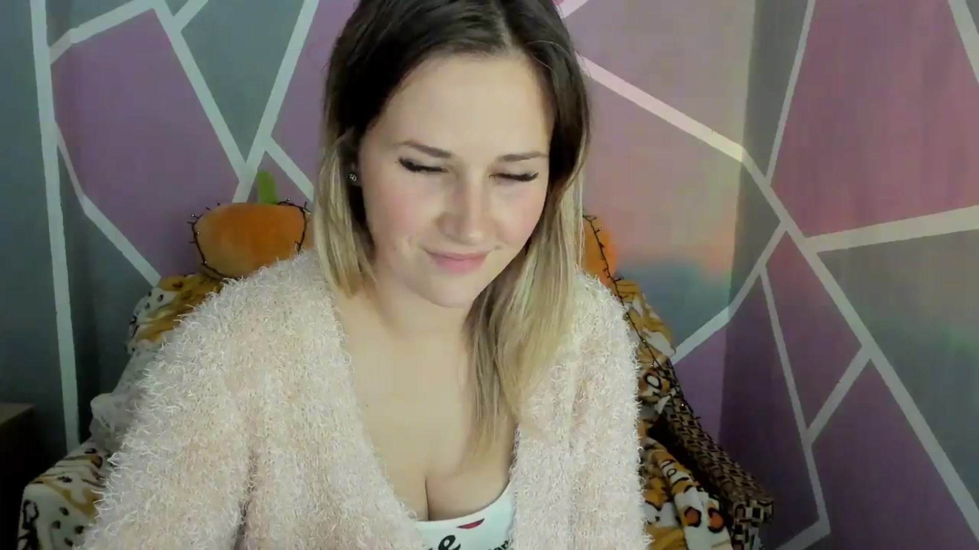 Gallery image thumbnail from Sexy_Ukr's myfreecams stream on, 10/25/2023, 19:07 image 11 of 20