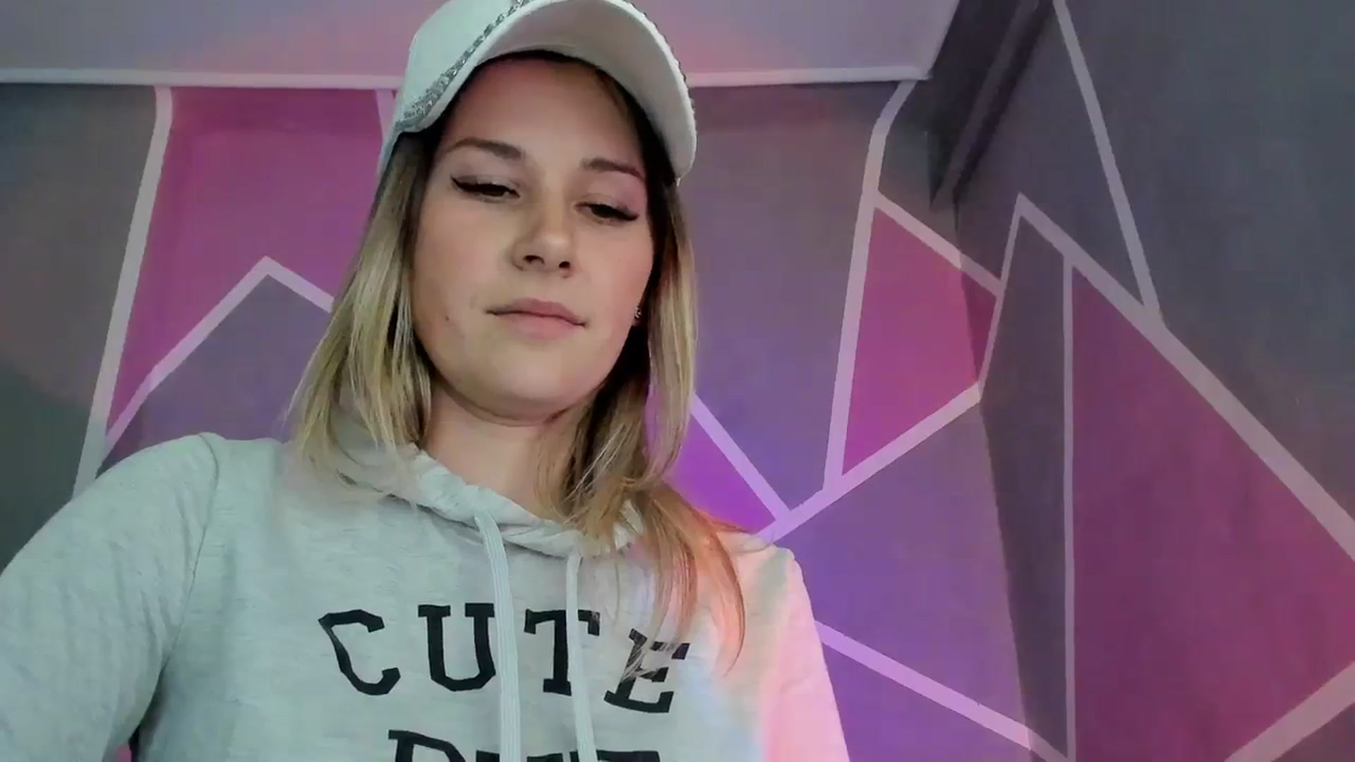 Gallery image thumbnail from Sexy_Ukr's myfreecams stream on, 10/27/2023, 17:20 image 13 of 20