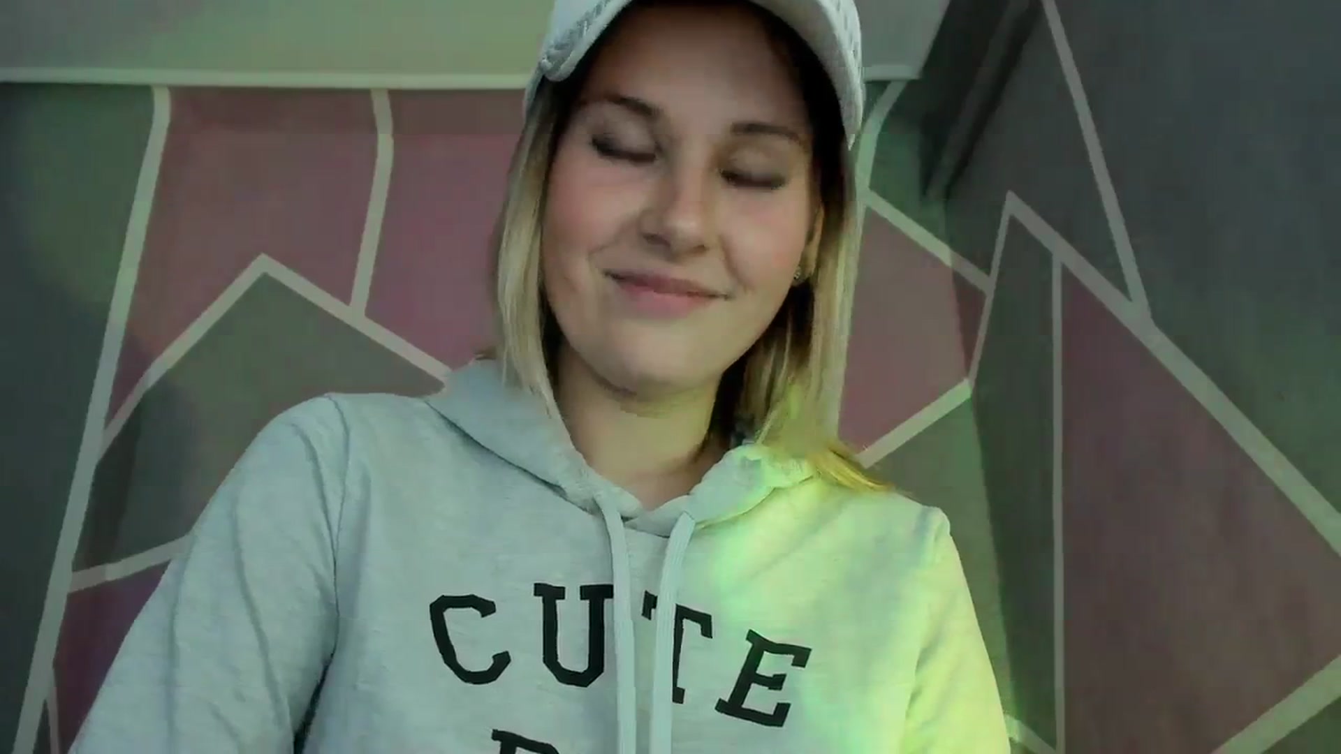 Gallery image thumbnail from Sexy_Ukr's myfreecams stream on, 10/27/2023, 17:20 image 17 of 20
