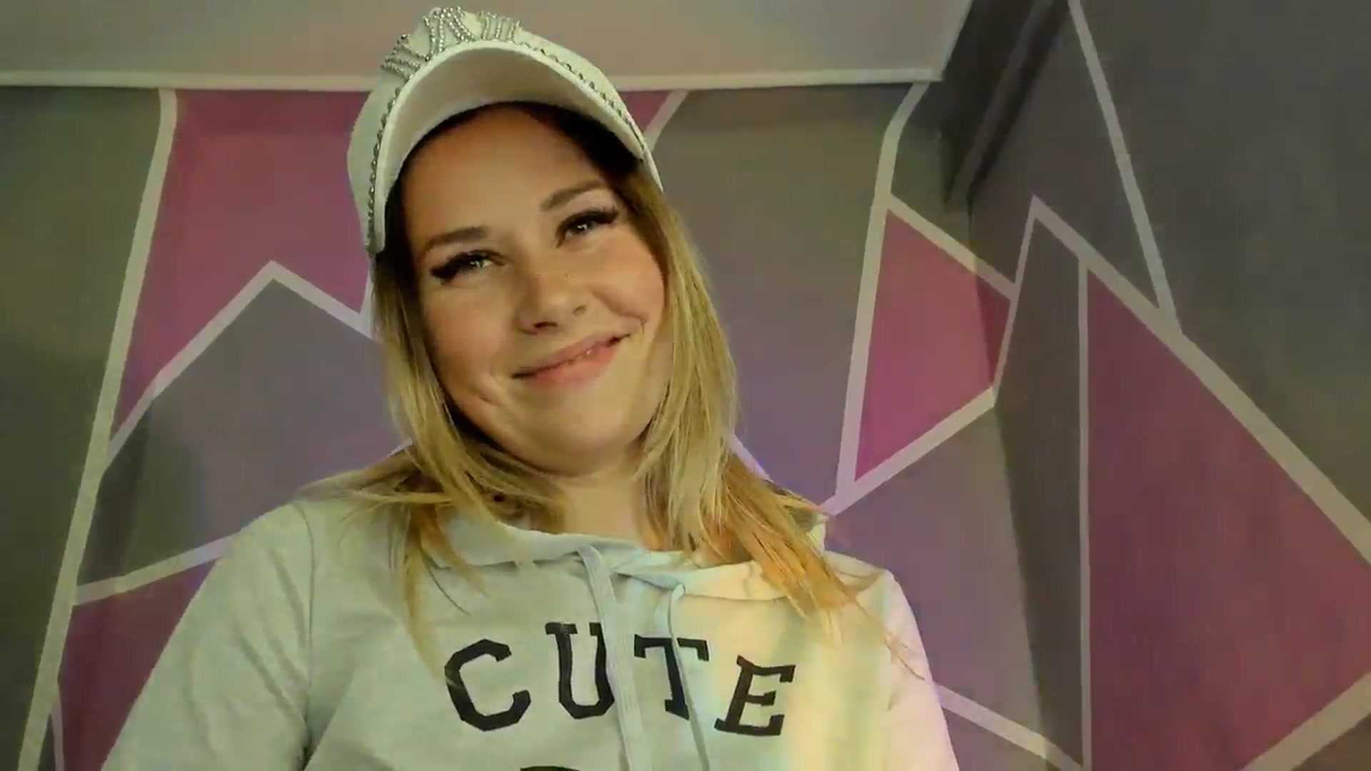 Gallery image thumbnail from Sexy_Ukr's myfreecams stream on, 10/27/2023, 17:20 image 8 of 20