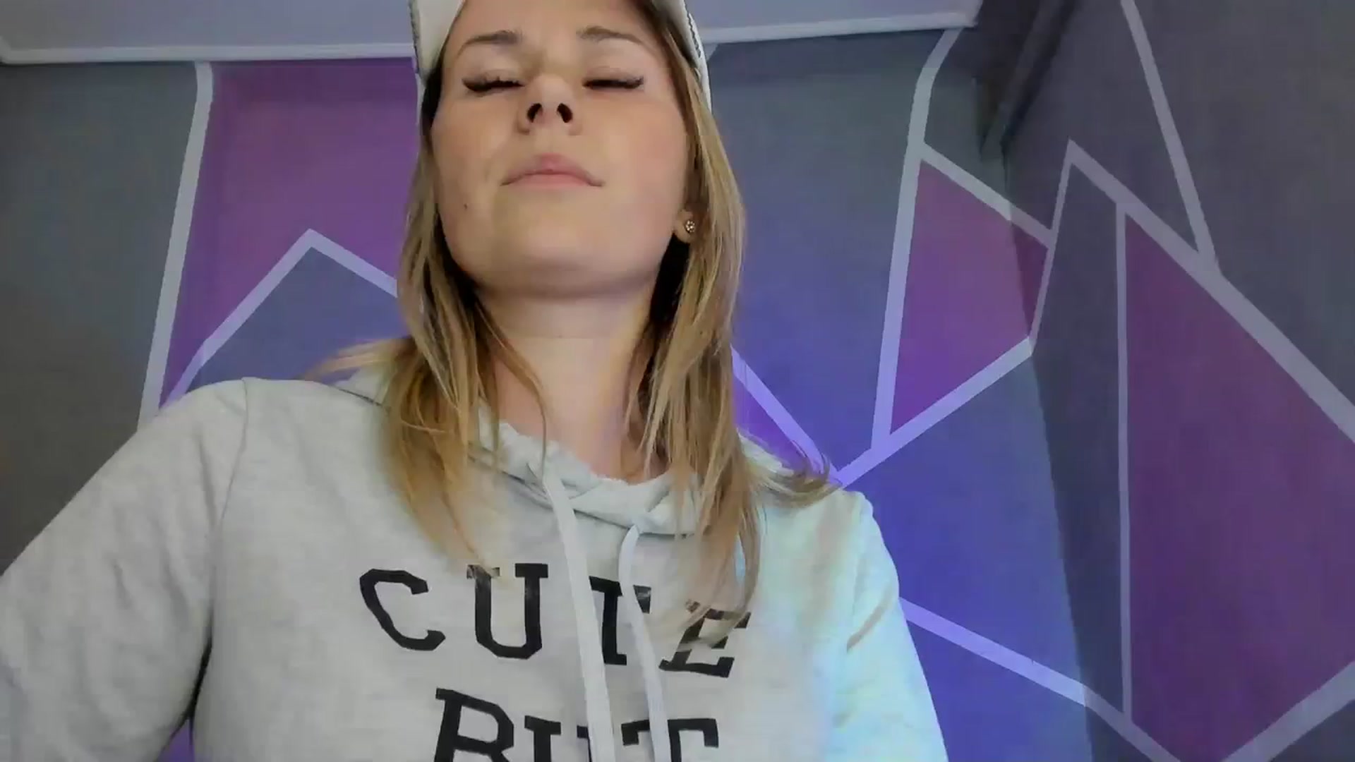 Gallery image thumbnail from Sexy_Ukr's myfreecams stream on, 10/27/2023, 17:20 image 1 of 20