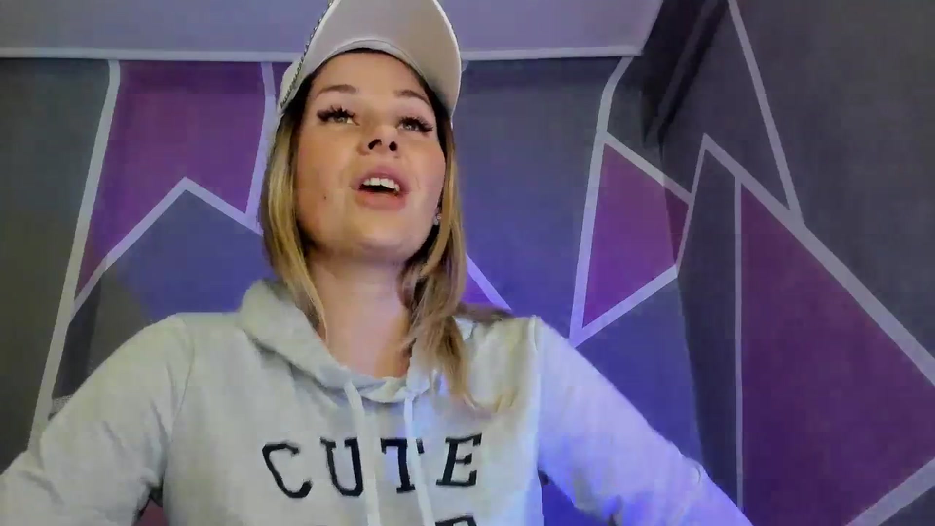 Gallery image thumbnail from Sexy_Ukr's myfreecams stream on, 10/27/2023, 17:20 image 11 of 20