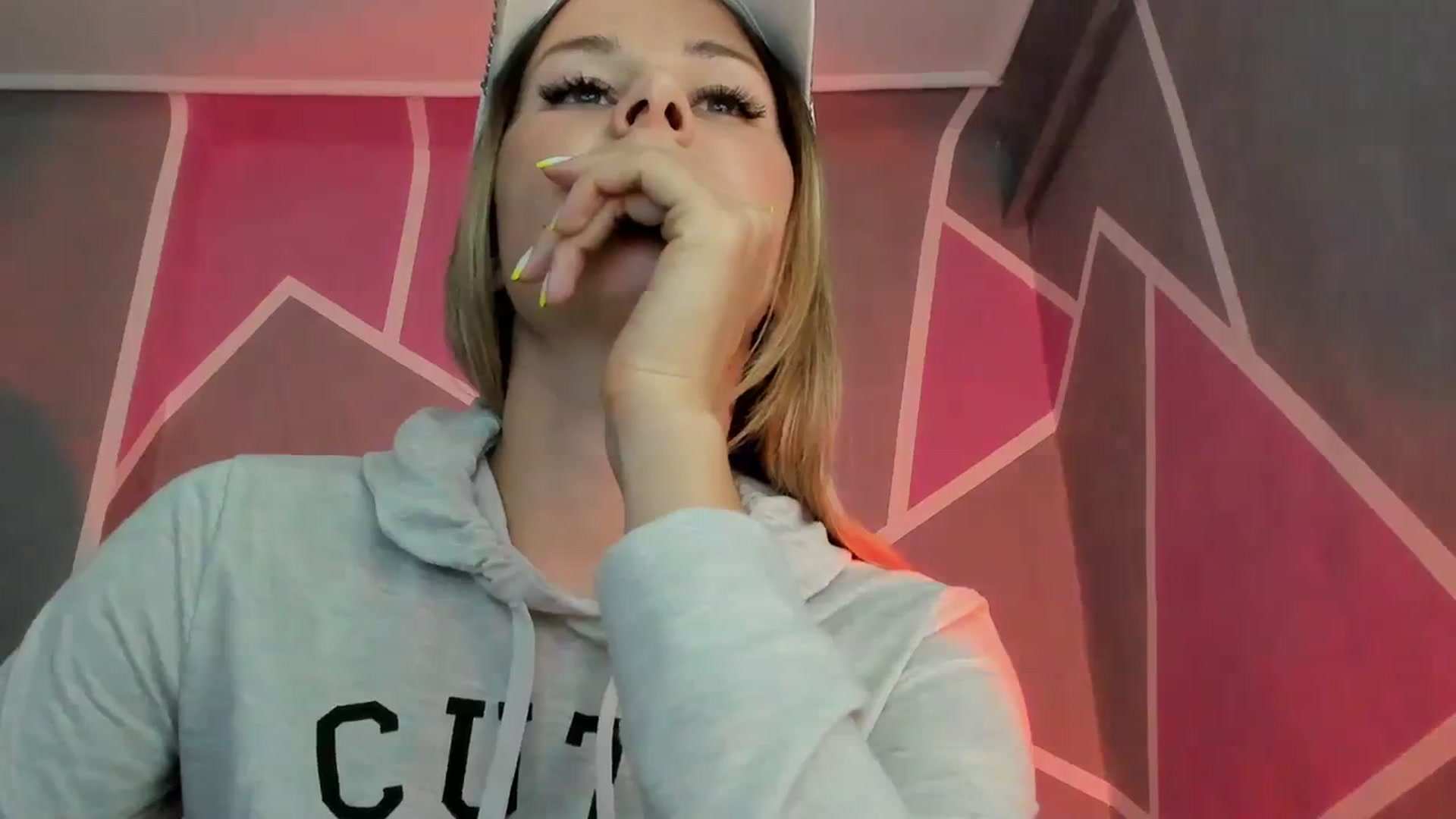 Gallery image thumbnail from Sexy_Ukr's myfreecams stream on, 10/27/2023, 17:20 image 9 of 20